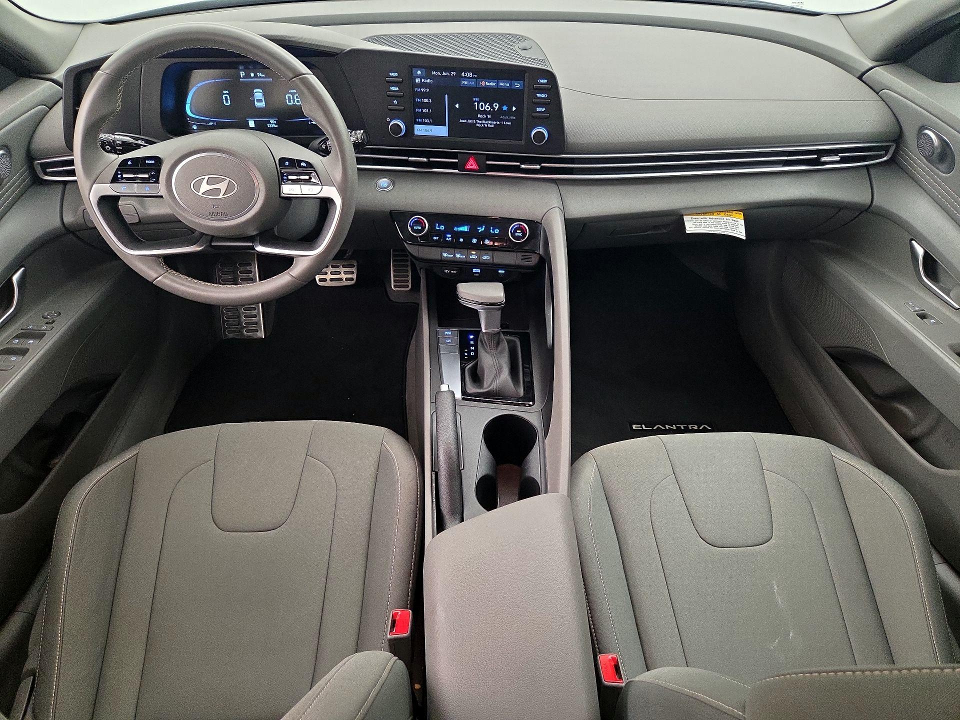 Thumbnail: 2025 Hyundai Elantra - 9