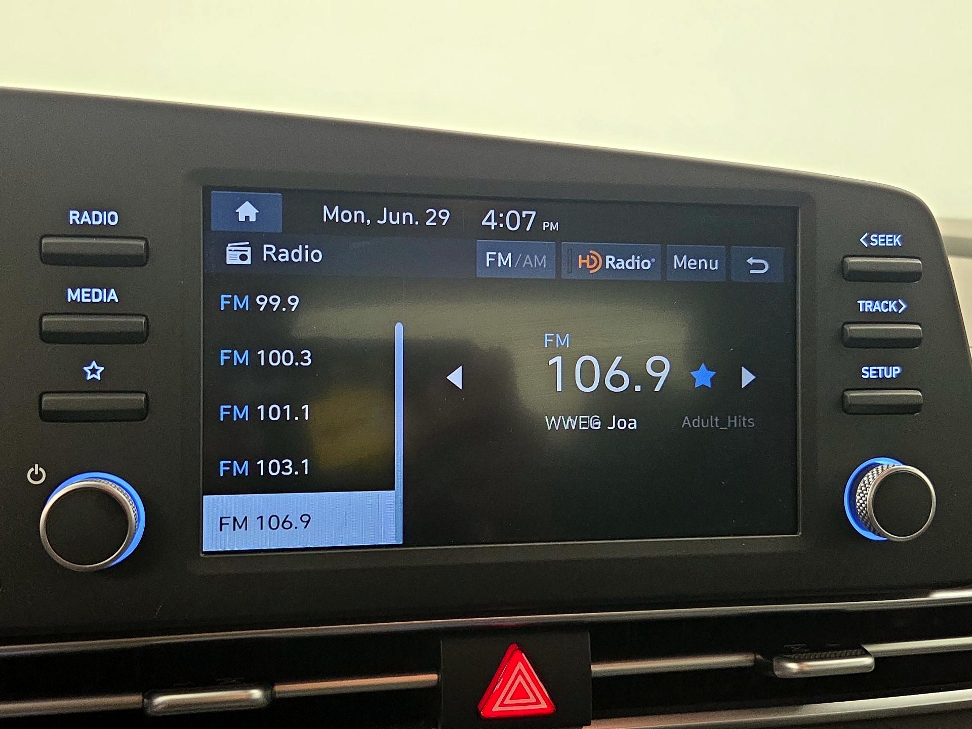 Thumbnail: 2025 Hyundai Elantra - 15