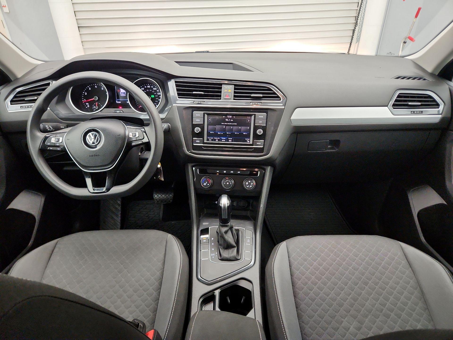 Thumbnail: 2021 Volkswagen Tiguan - 9