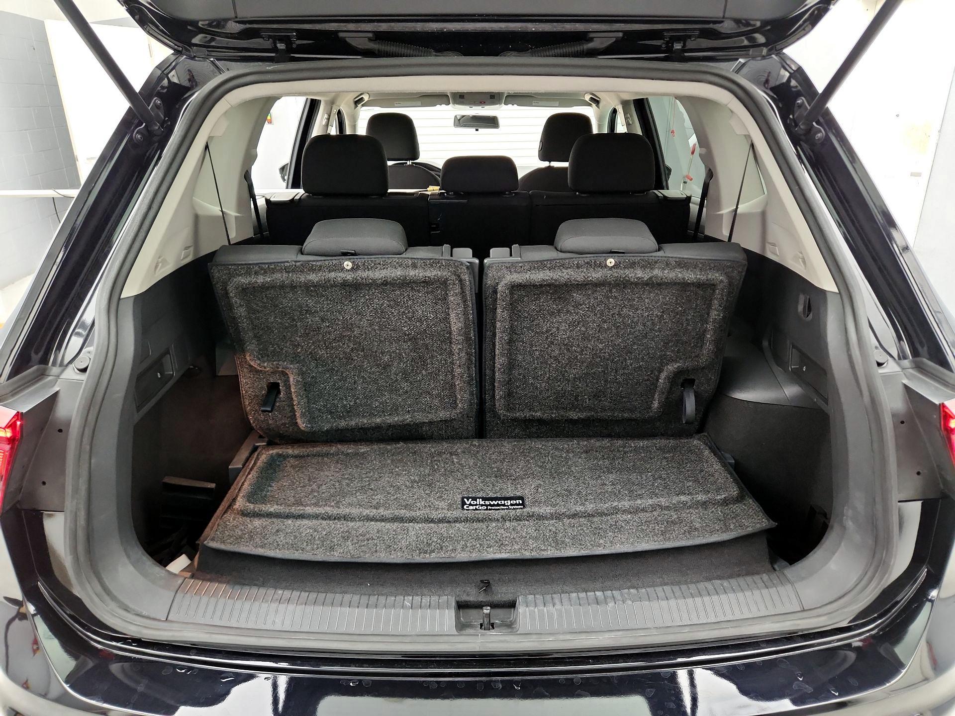 Thumbnail: 2021 Volkswagen Tiguan - 20