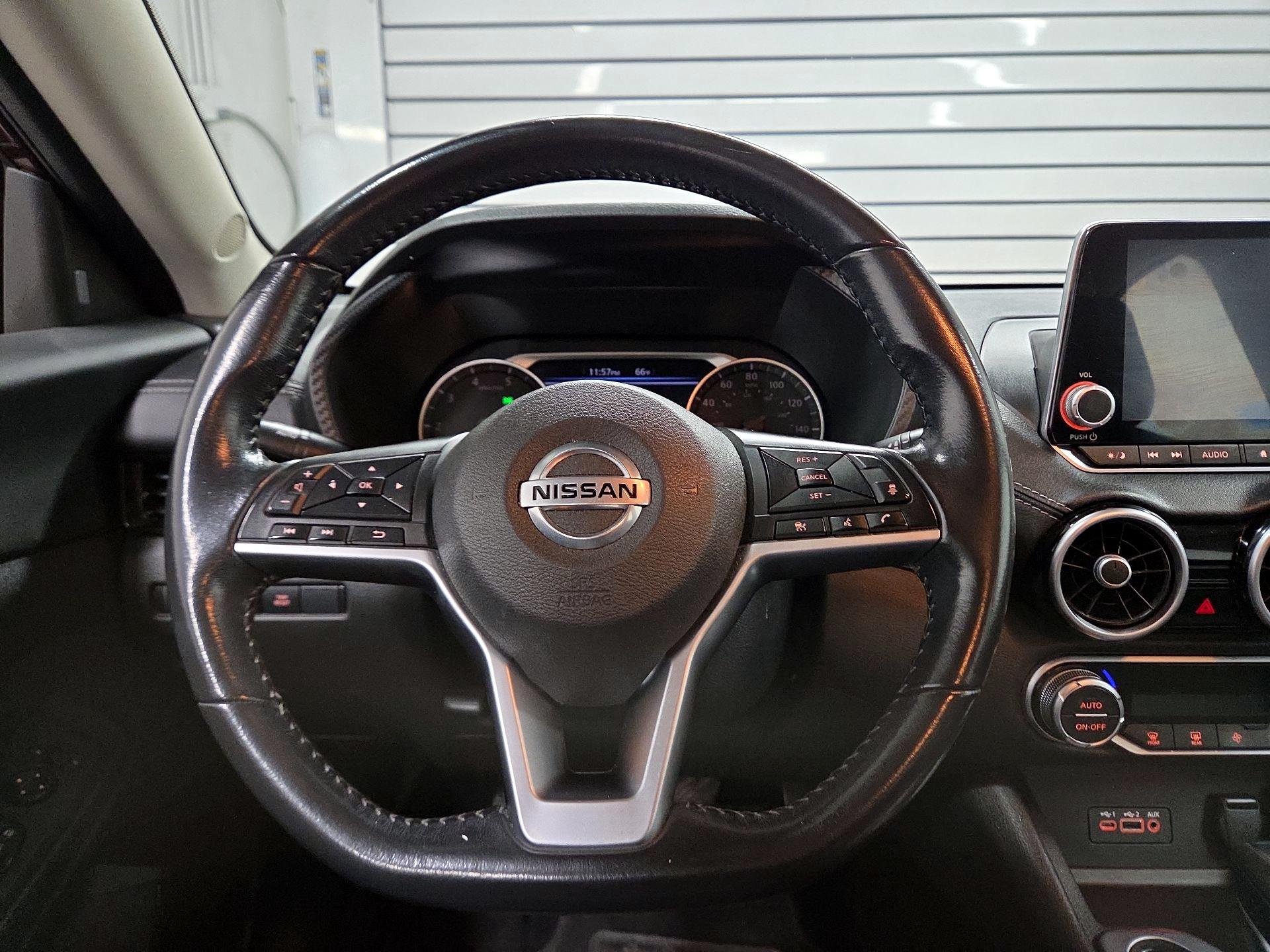 Thumbnail: 2021 Nissan Sentra - 10