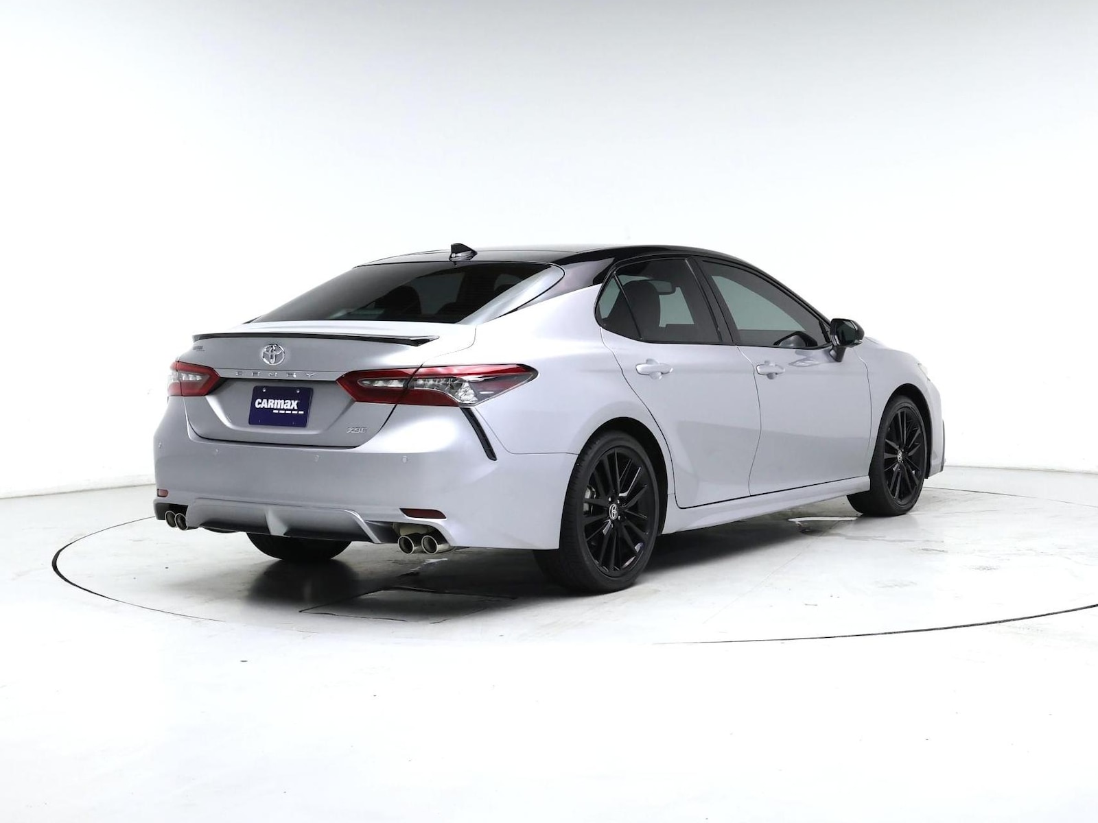 2023 Toyota Camry XSE - Photo 9