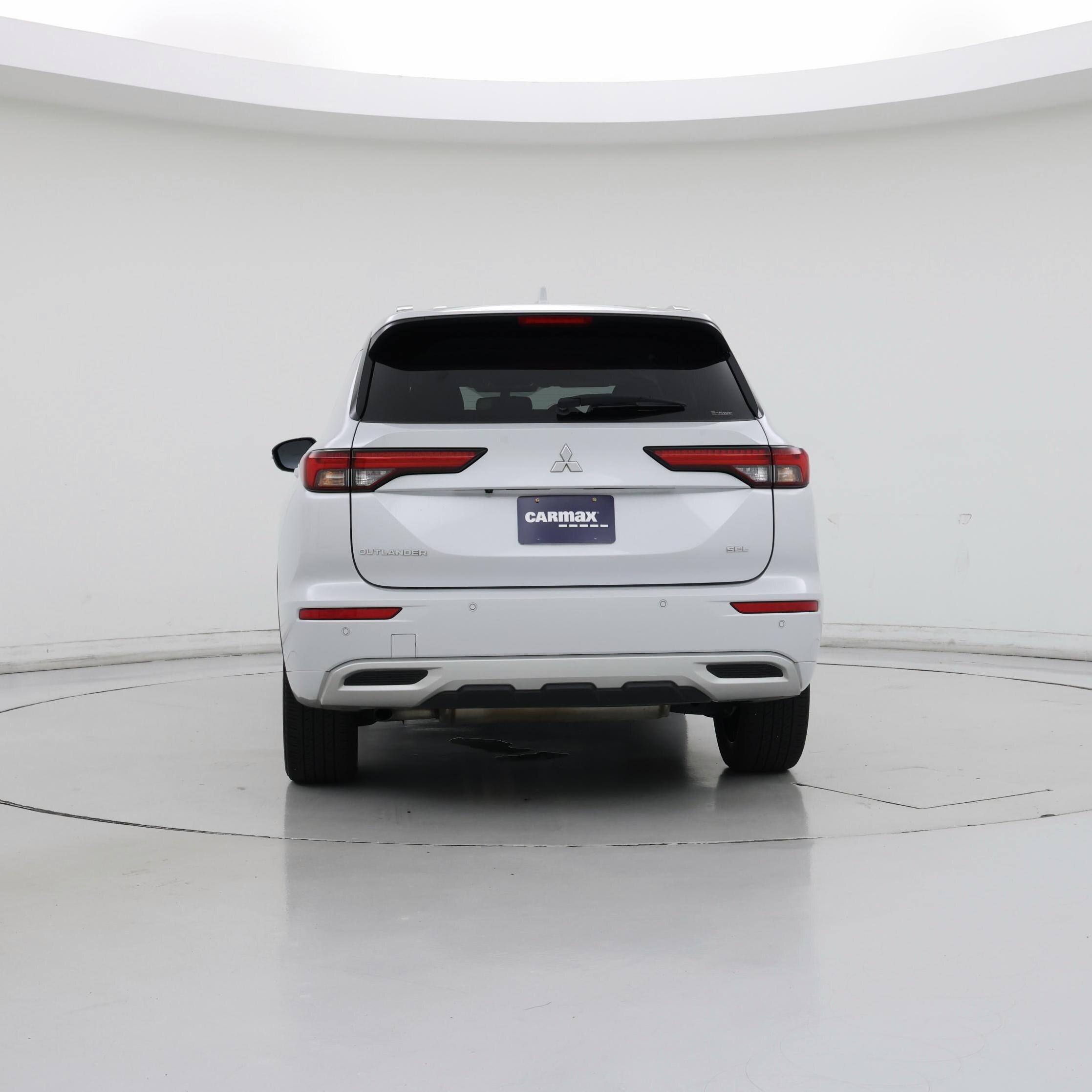 Thumbnail: 2024 Mitsubishi Outlander - 6