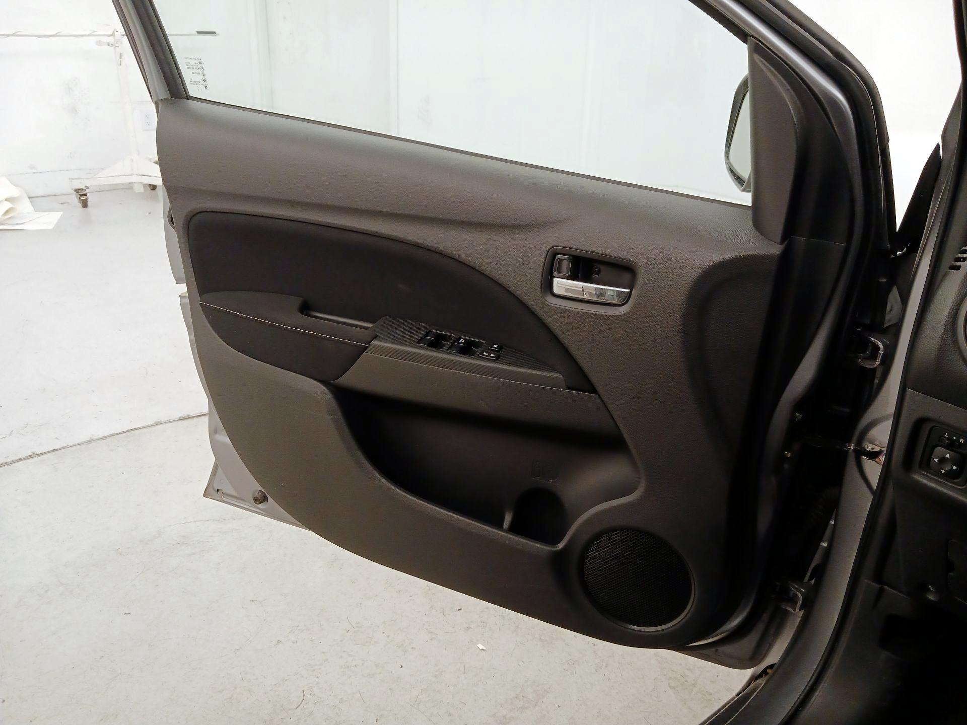 Thumbnail: 2022 Mitsubishi Mirage G4 - 12