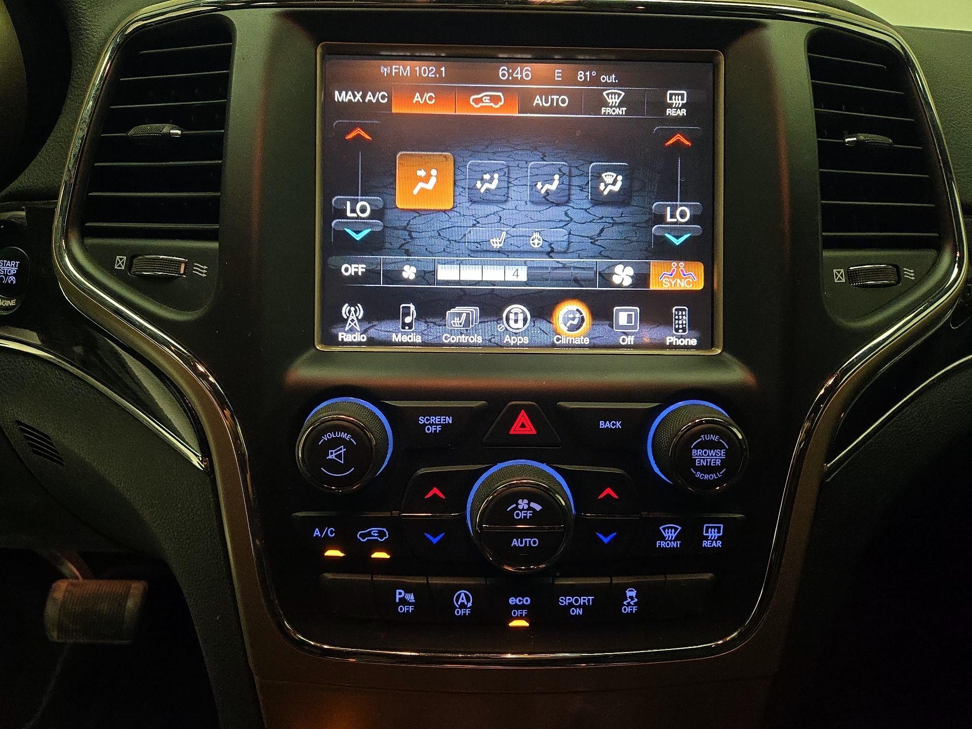 Thumbnail: 2016 Jeep Grand Cherokee - 15