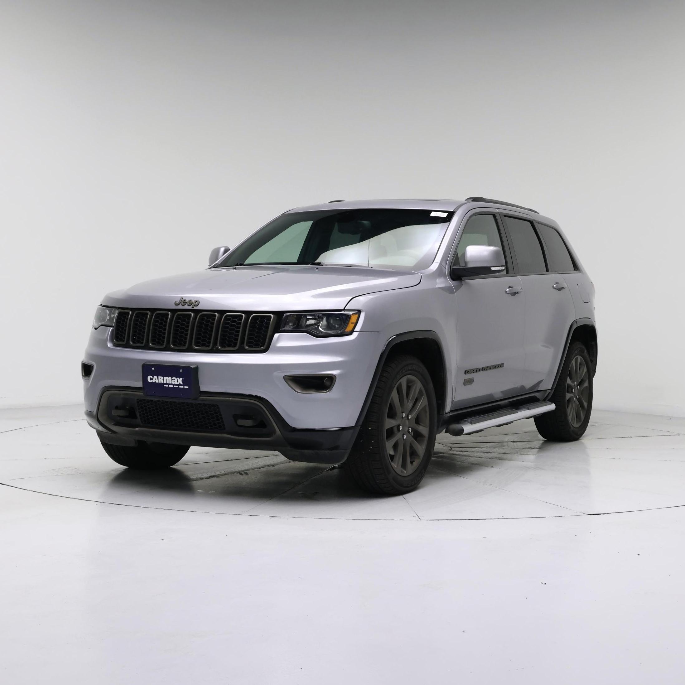 Thumbnail: 2016 Jeep Grand Cherokee - 4