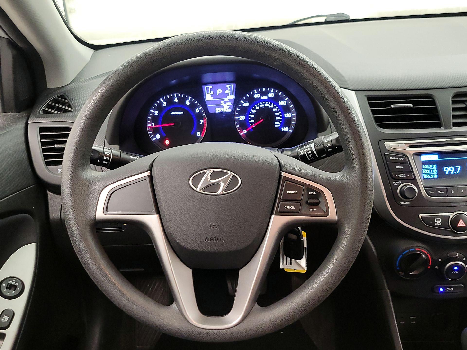 Thumbnail: 2017 Hyundai Accent - 10
