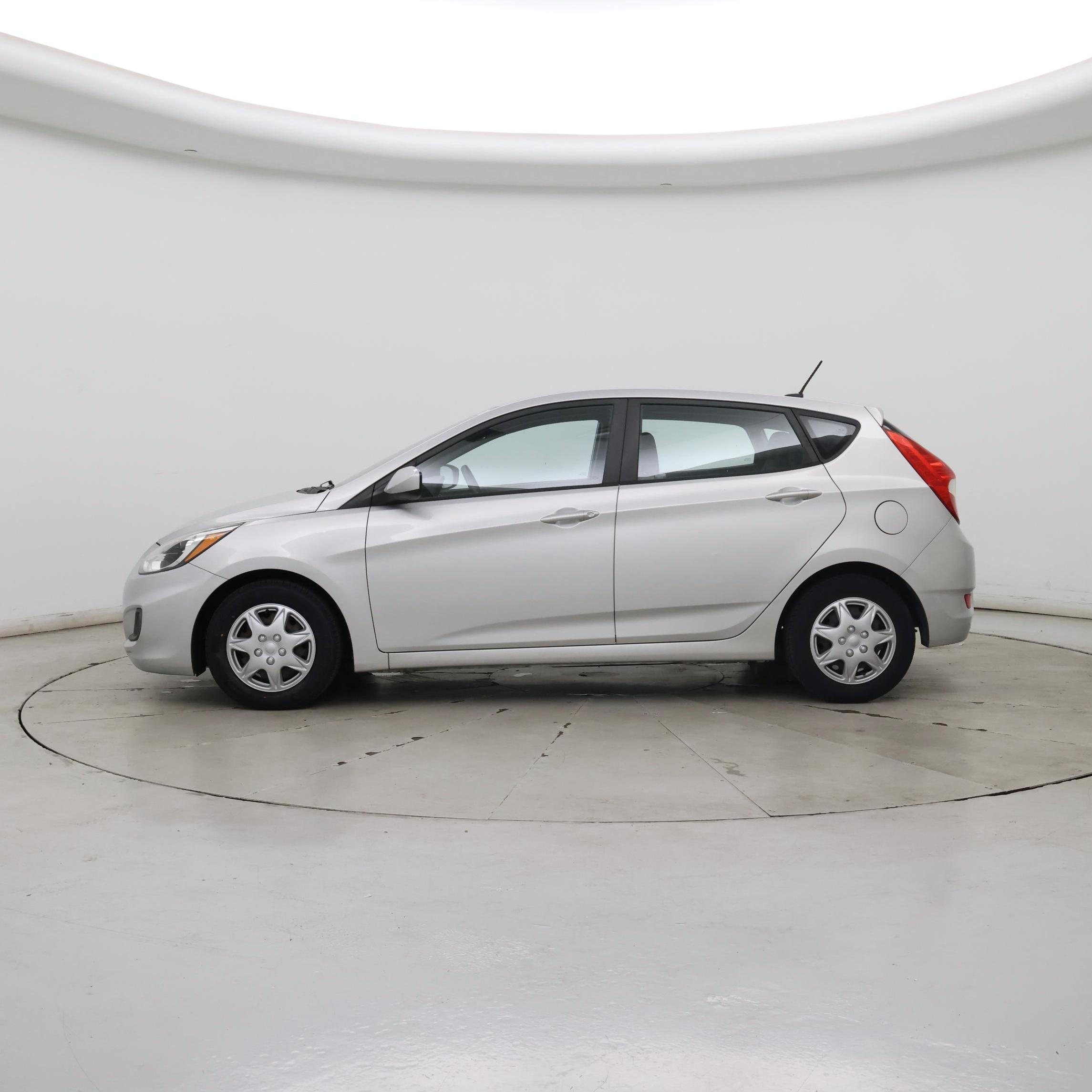 Thumbnail: 2017 Hyundai Accent - 3