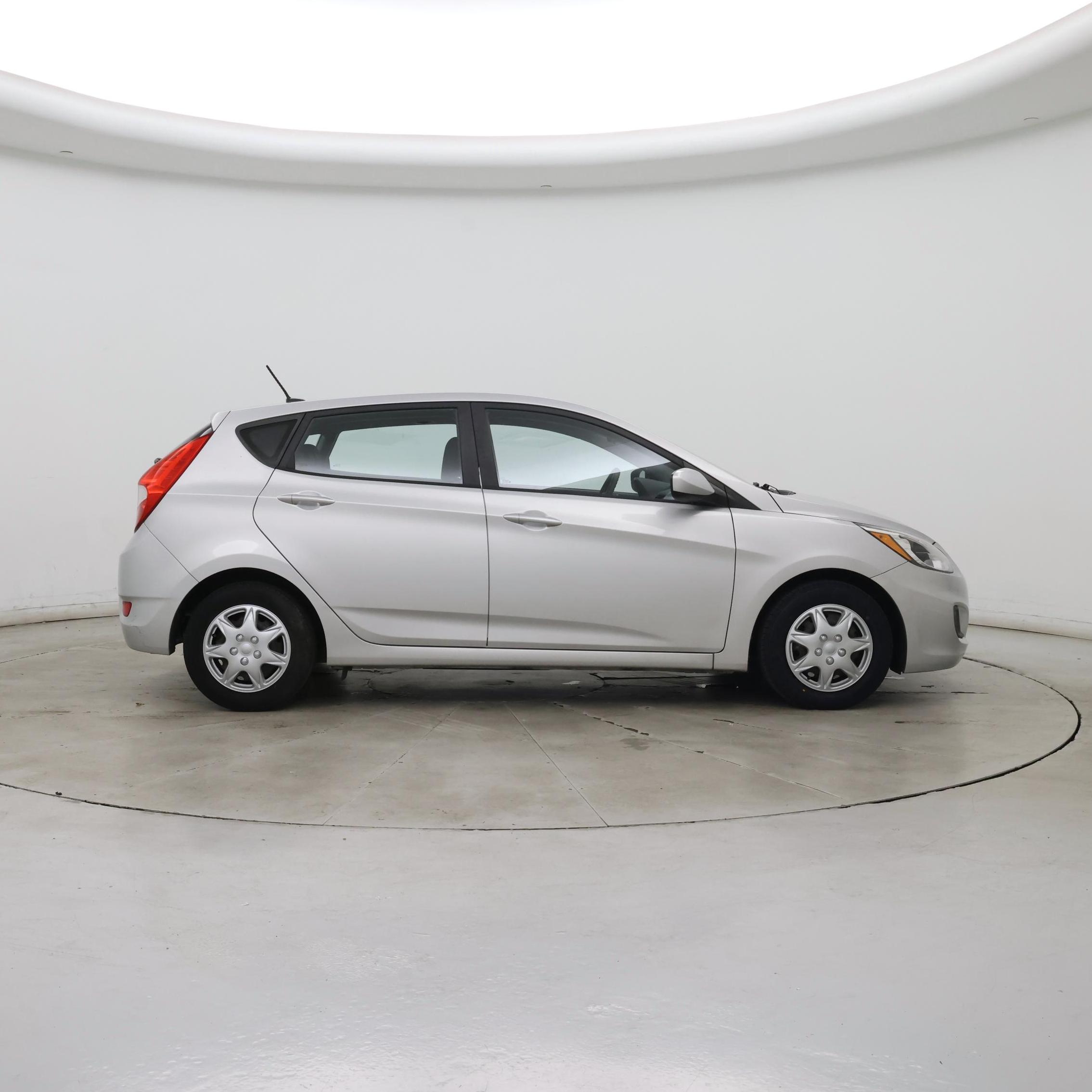 Thumbnail: 2017 Hyundai Accent - 7