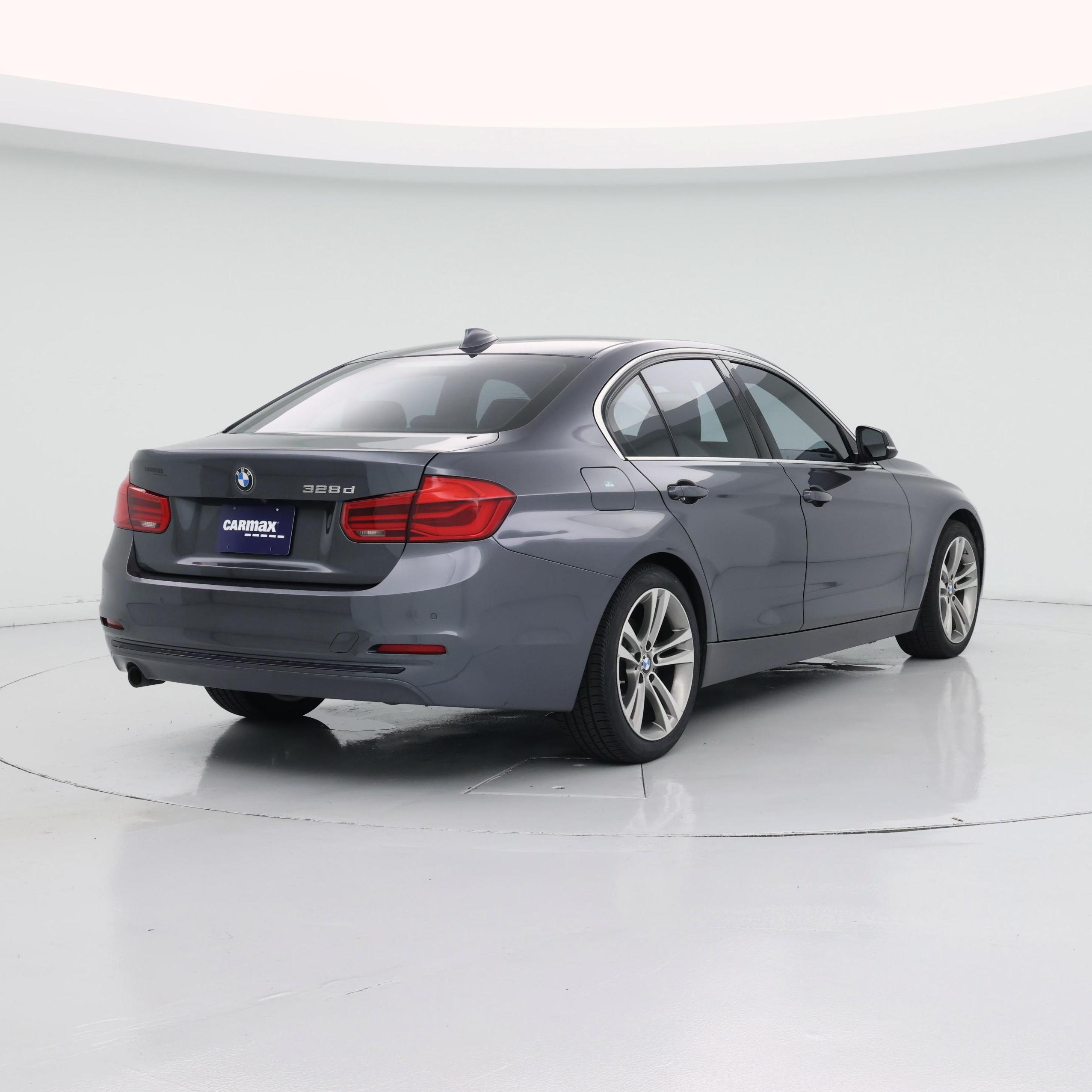 Thumbnail: 2017 BMW 3 Series - 8