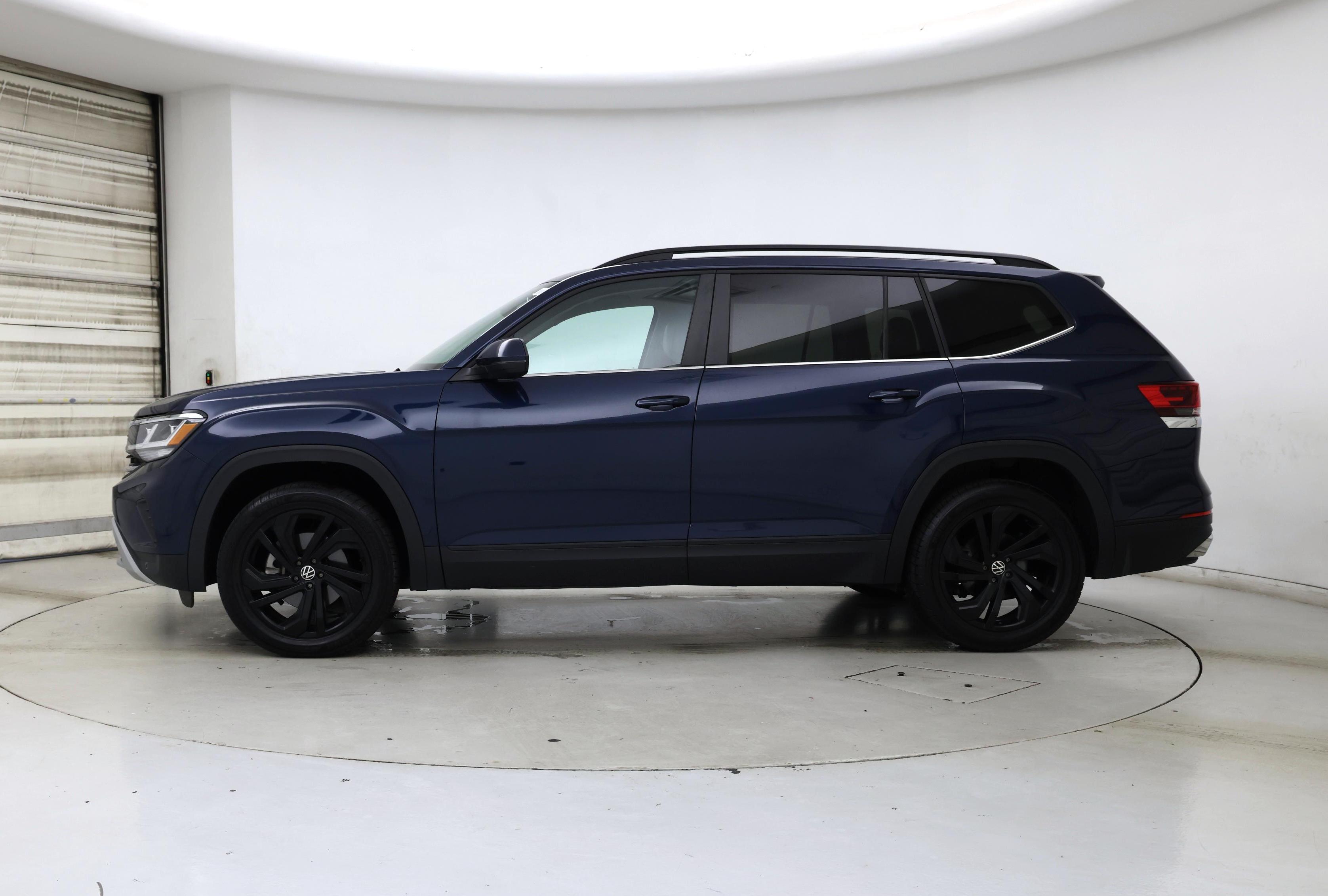 Thumbnail: 2022 Volkswagen Atlas - 3
