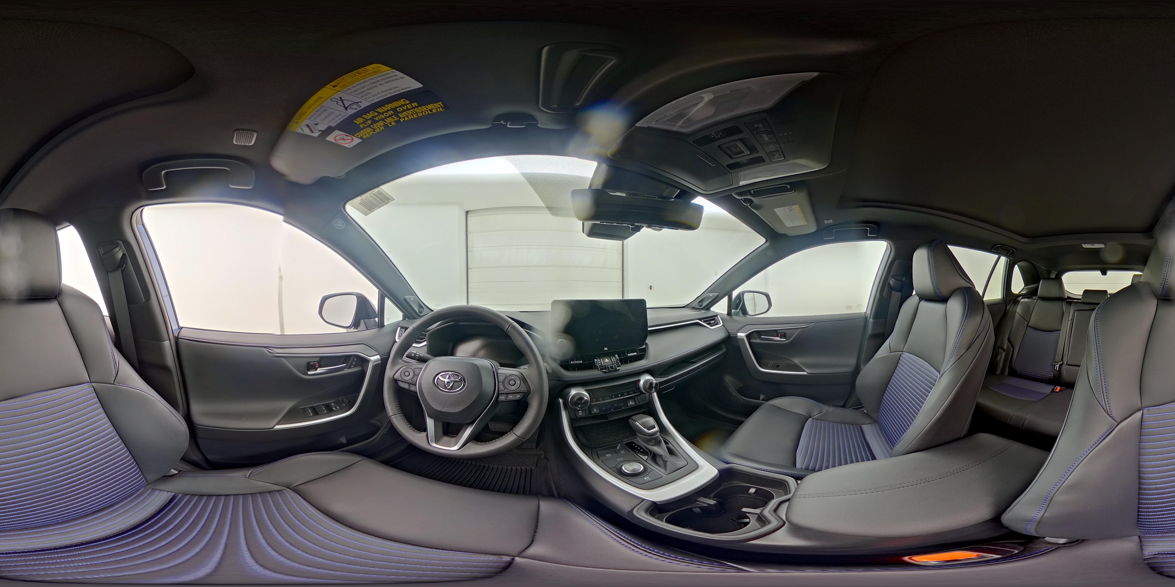 2025 Toyota RAV4 XSE - Photo 27