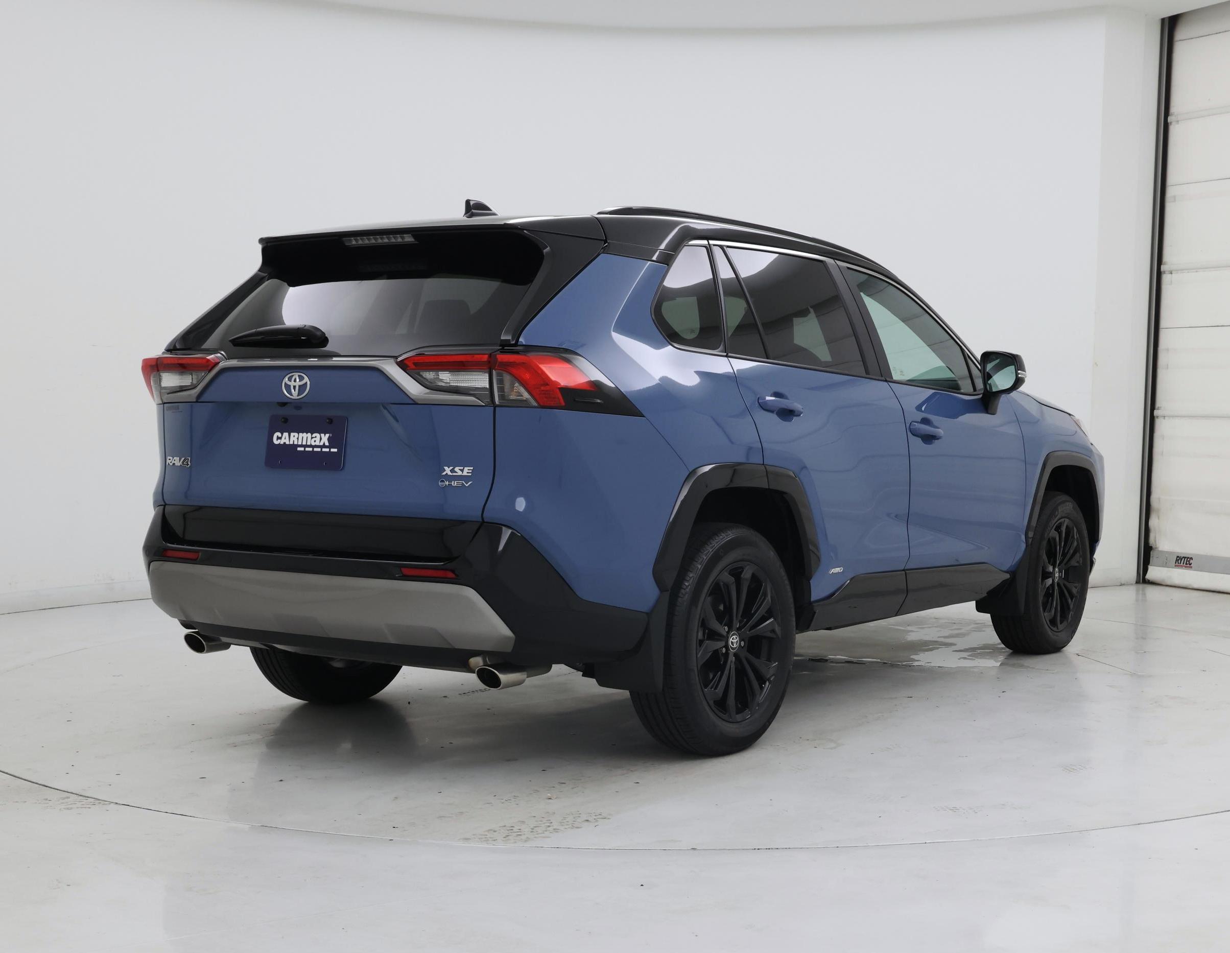 Thumbnail: 2025 Toyota RAV4 - 8