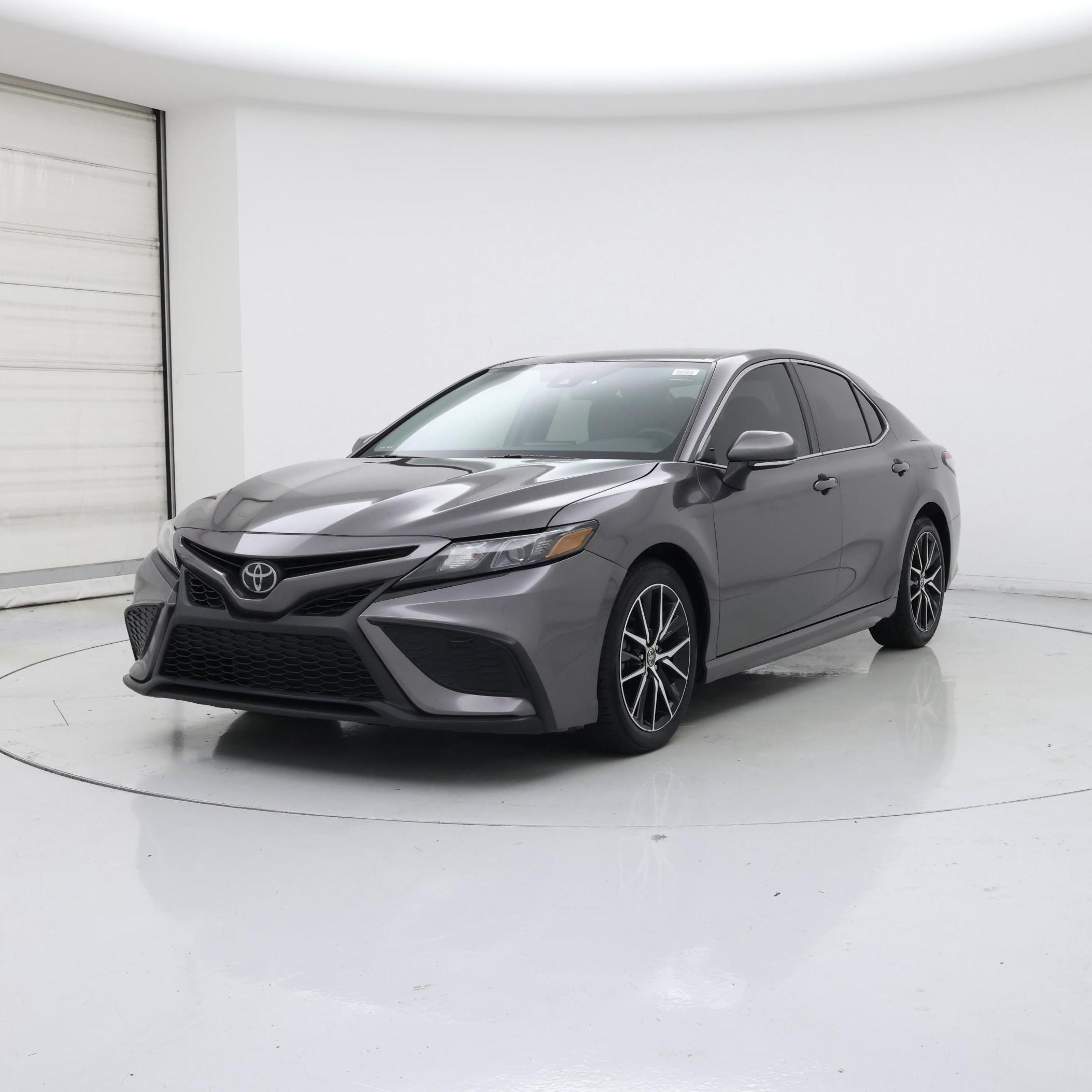 Thumbnail: 2023 Toyota Camry - 4