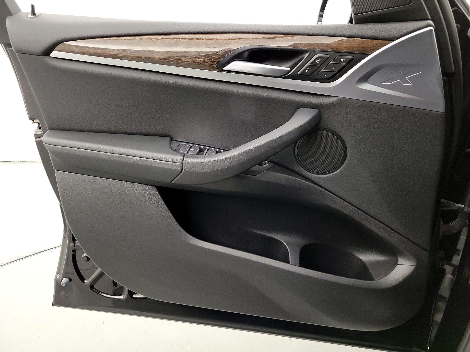 Thumbnail: 2020 BMW X3 - 12