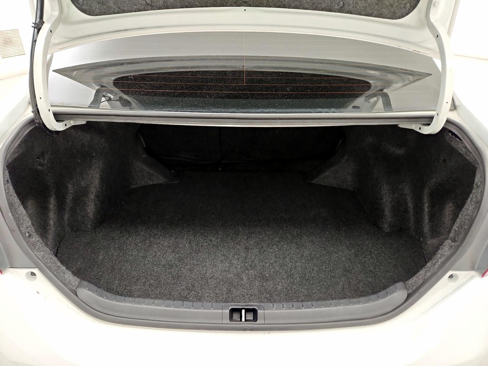2016 Toyota Corolla LE - Photo 21