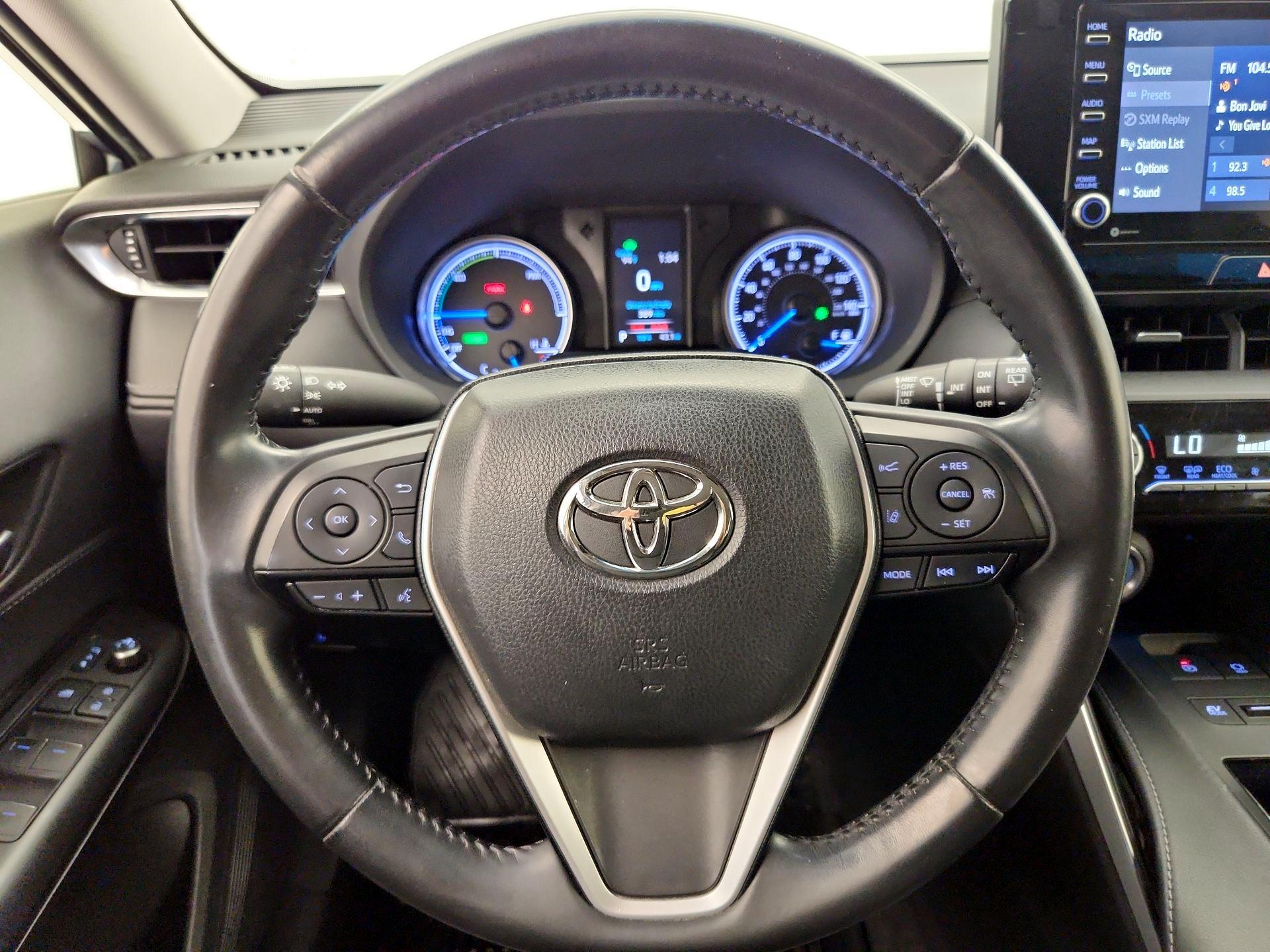 Thumbnail: 2021 Toyota Venza - 10