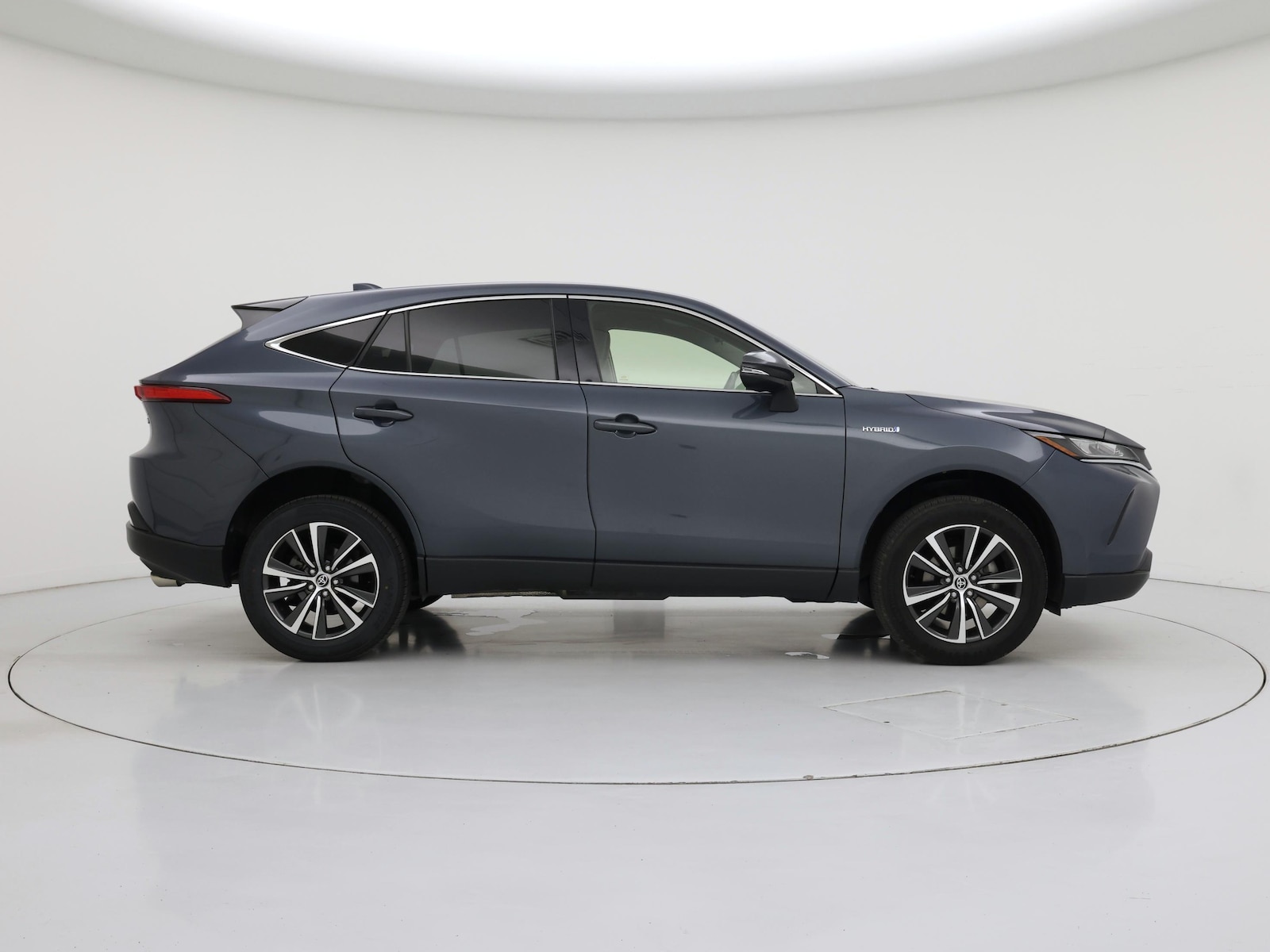 2021 Toyota Venza LE - Photo 8