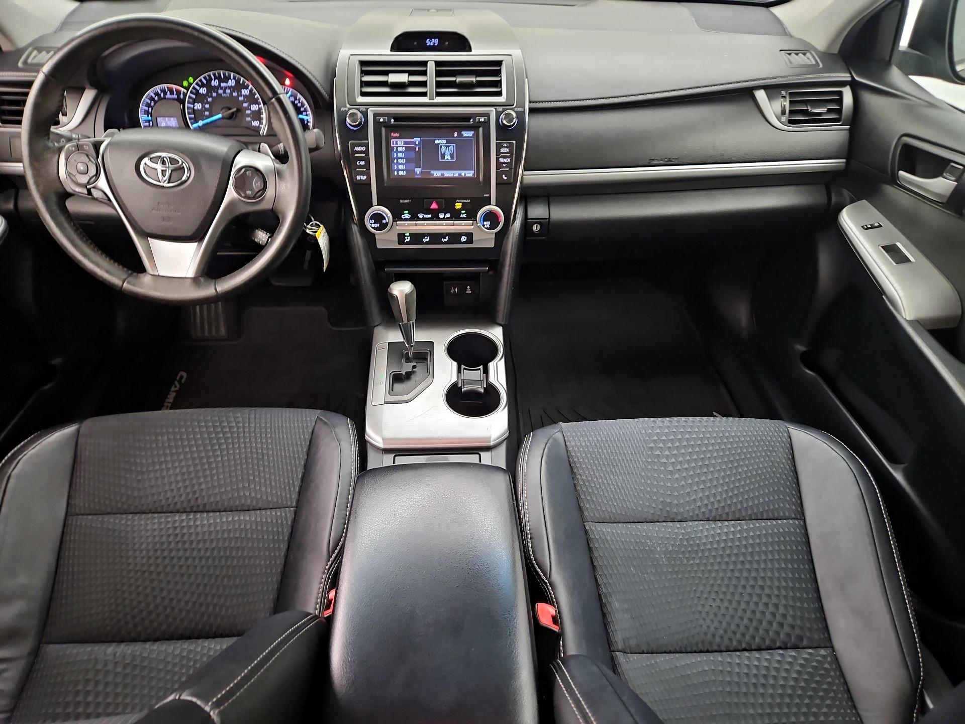 Thumbnail: 2014 Toyota Camry - 9