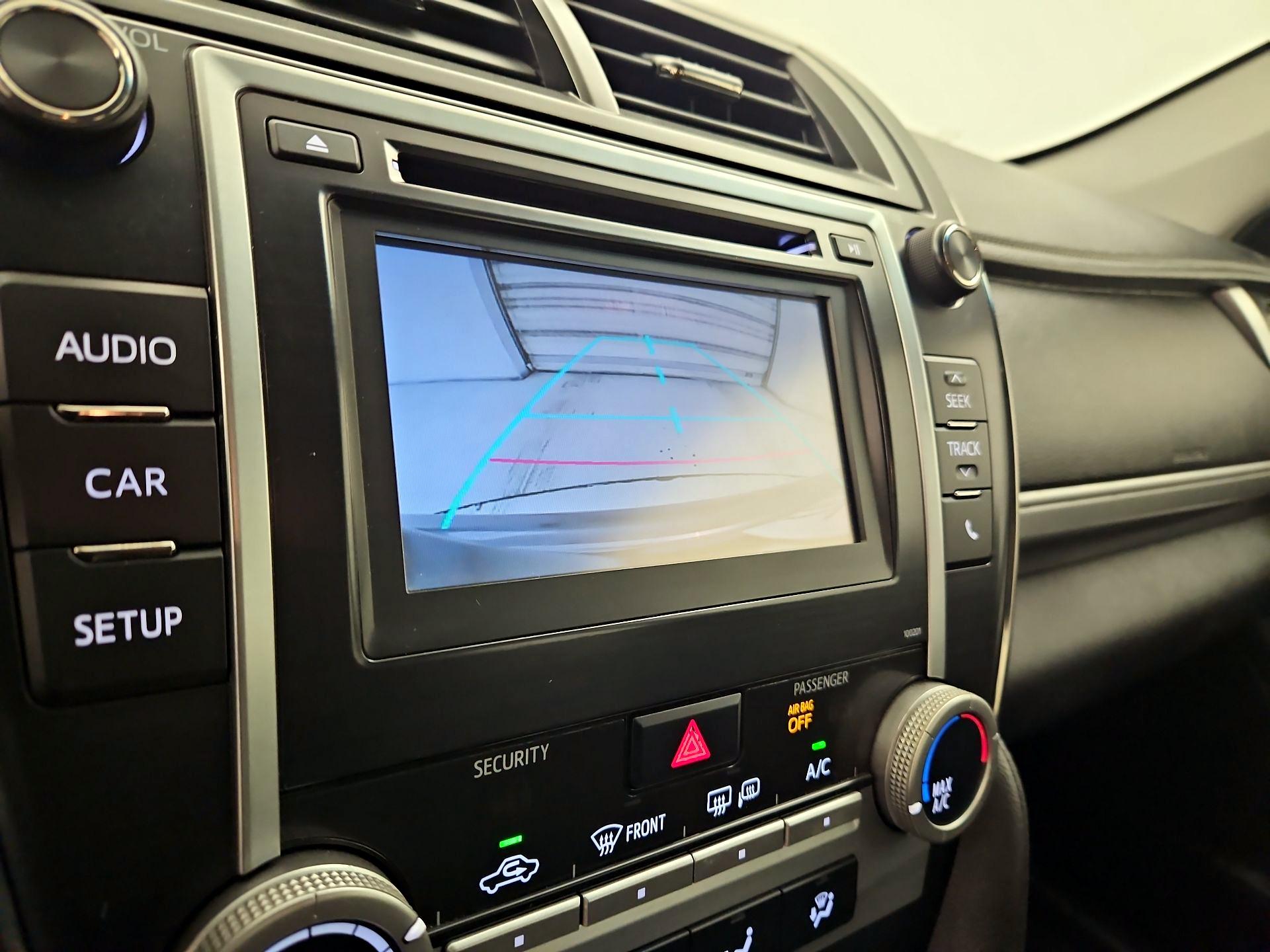 Thumbnail: 2014 Toyota Camry - 14