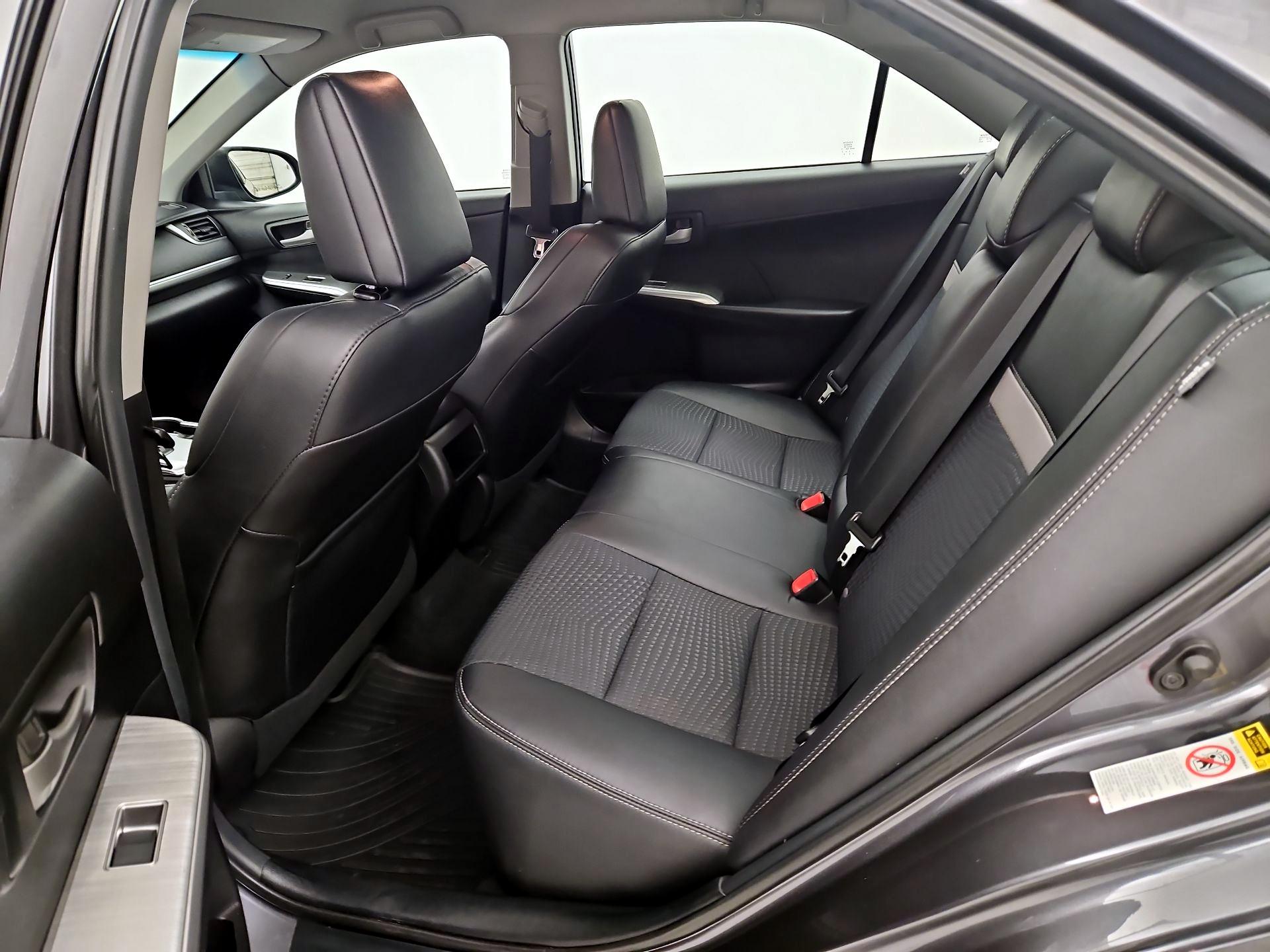 Thumbnail: 2014 Toyota Camry - 19