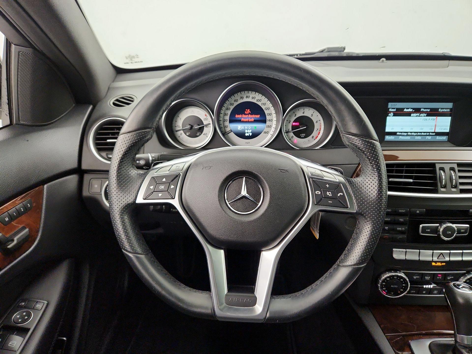 Thumbnail: 2015 Mercedes-Benz C-Class - 10