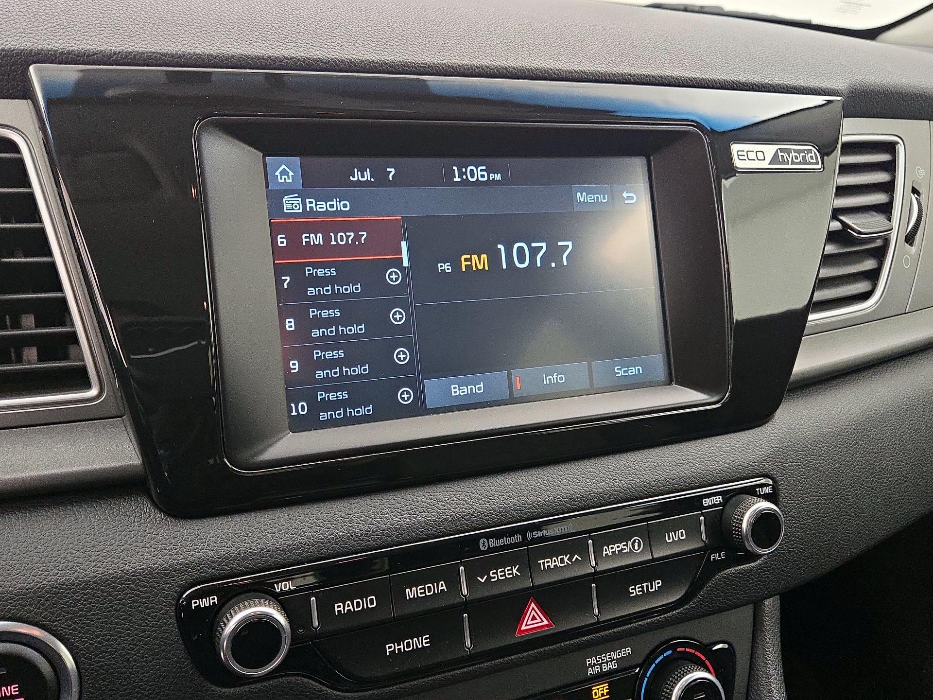 Thumbnail: 2019 Kia Niro - 15