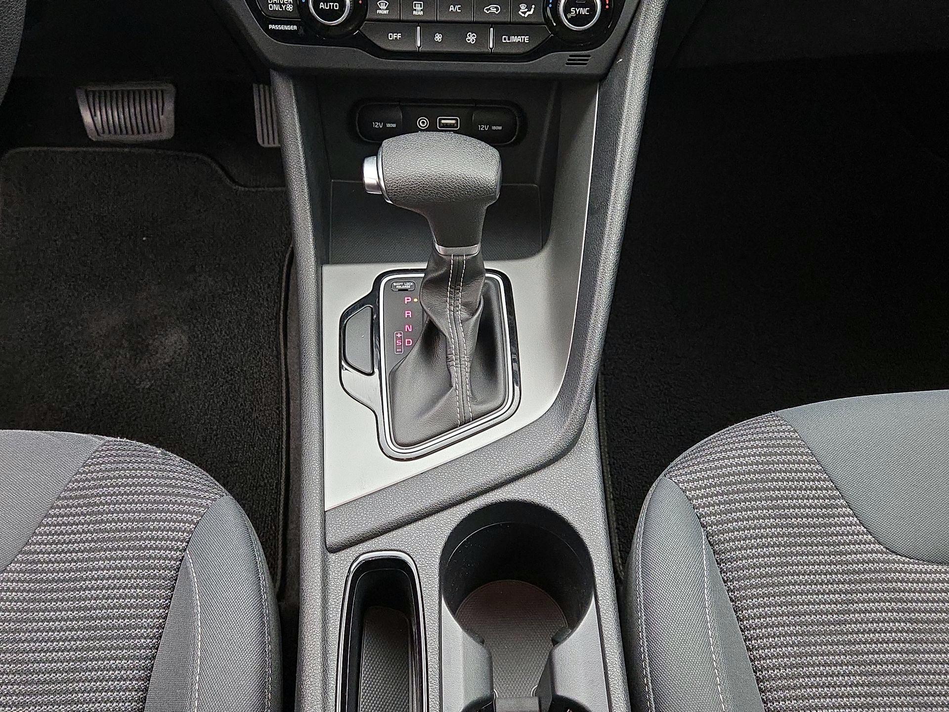 Thumbnail: 2019 Kia Niro - 17