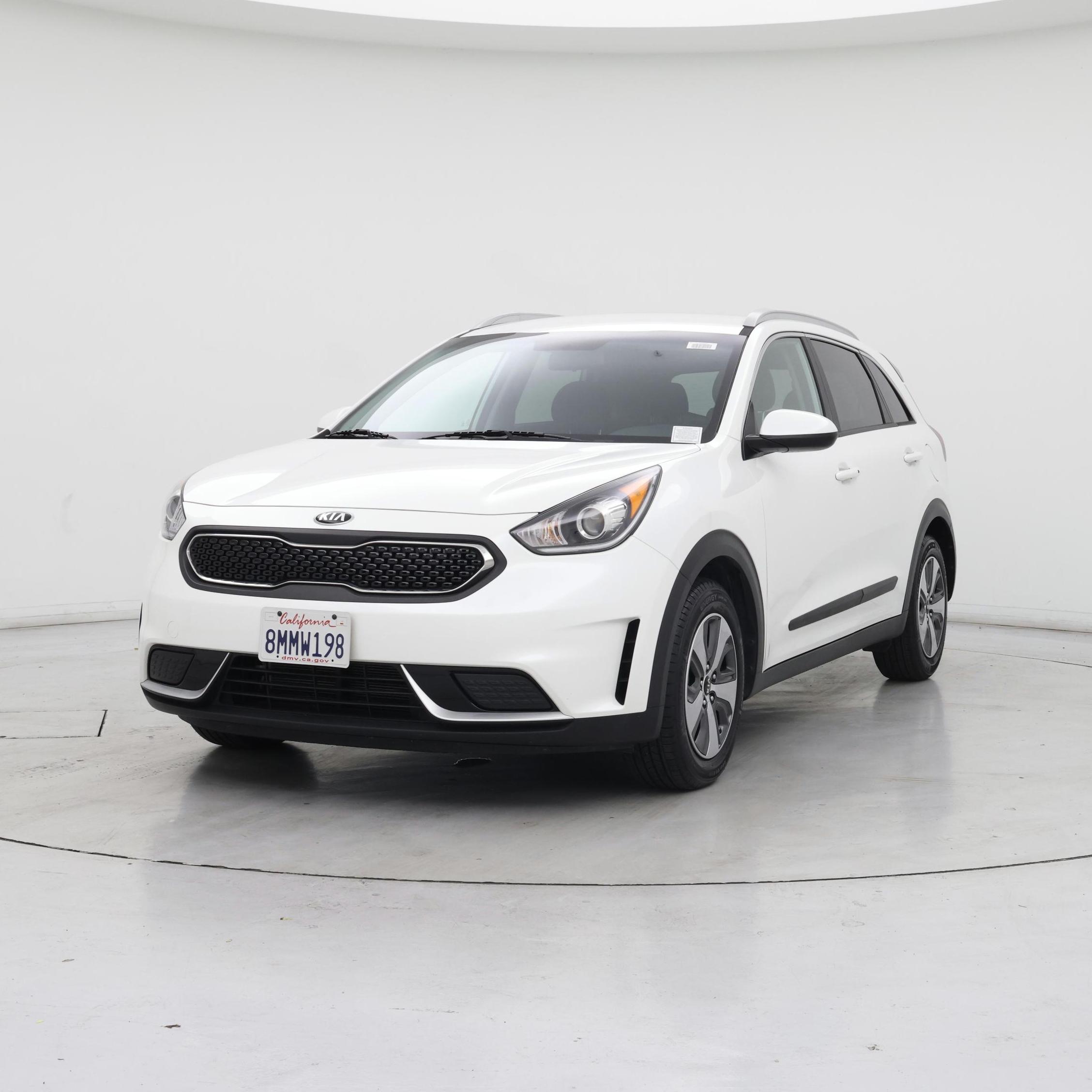 Thumbnail: 2019 Kia Niro - 4