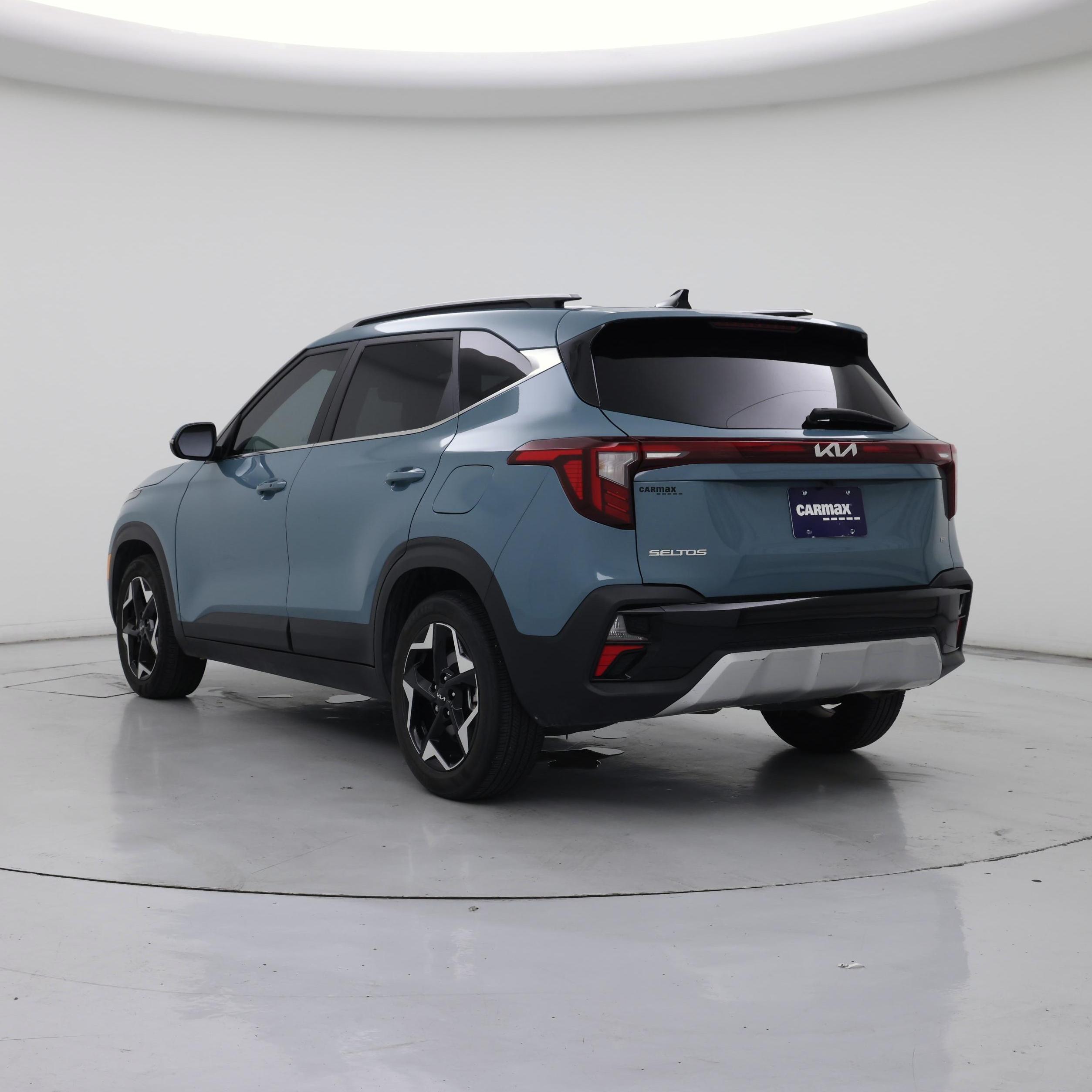 Thumbnail: 2024 Kia Seltos - 2