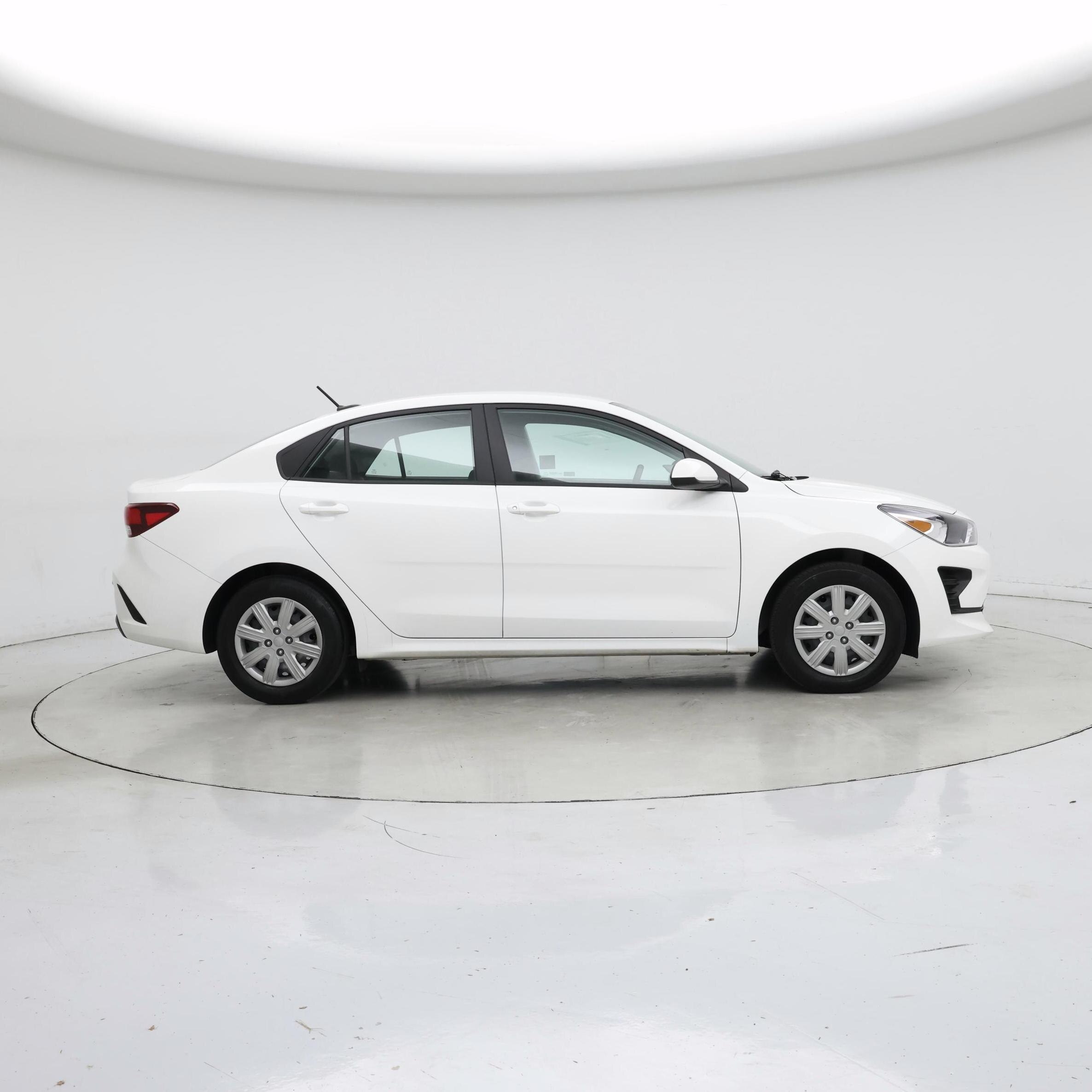 Thumbnail: 2023 Kia Rio - 7