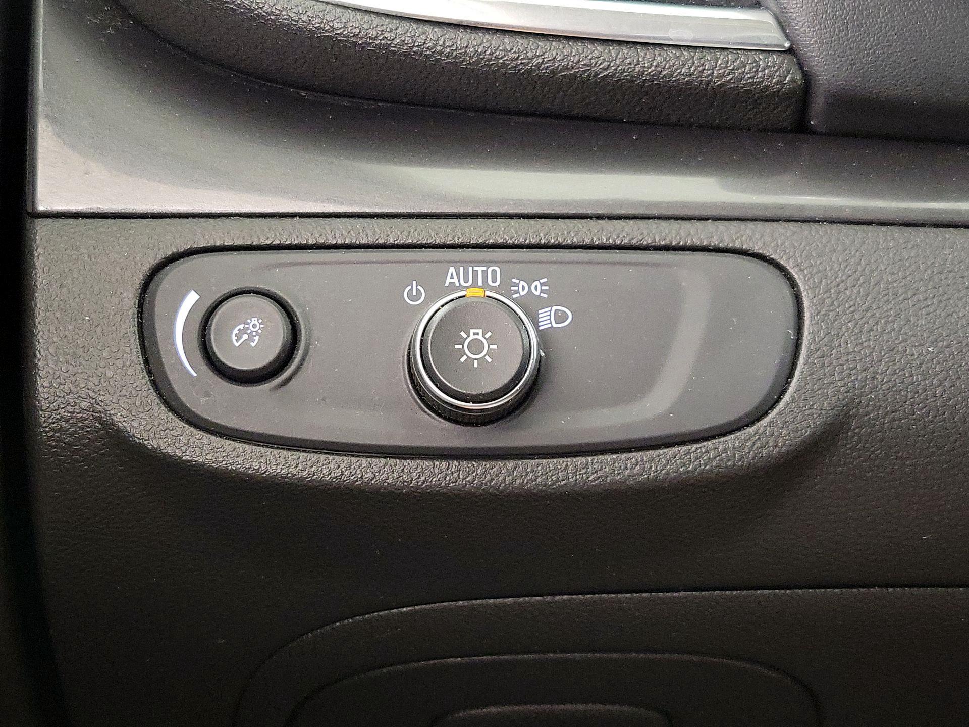 Thumbnail: 2019 Buick Encore - 13