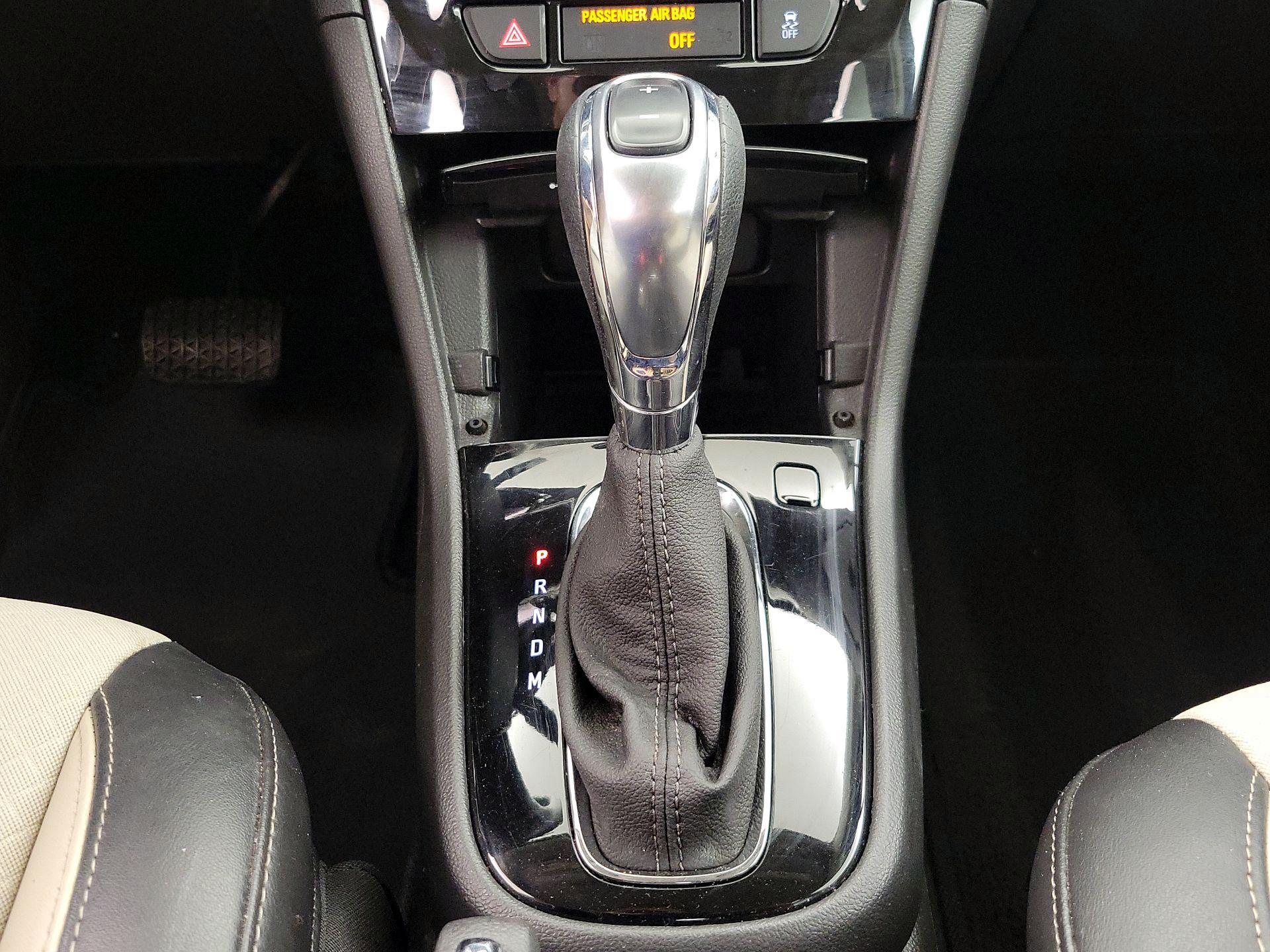 Thumbnail: 2019 Buick Encore - 17