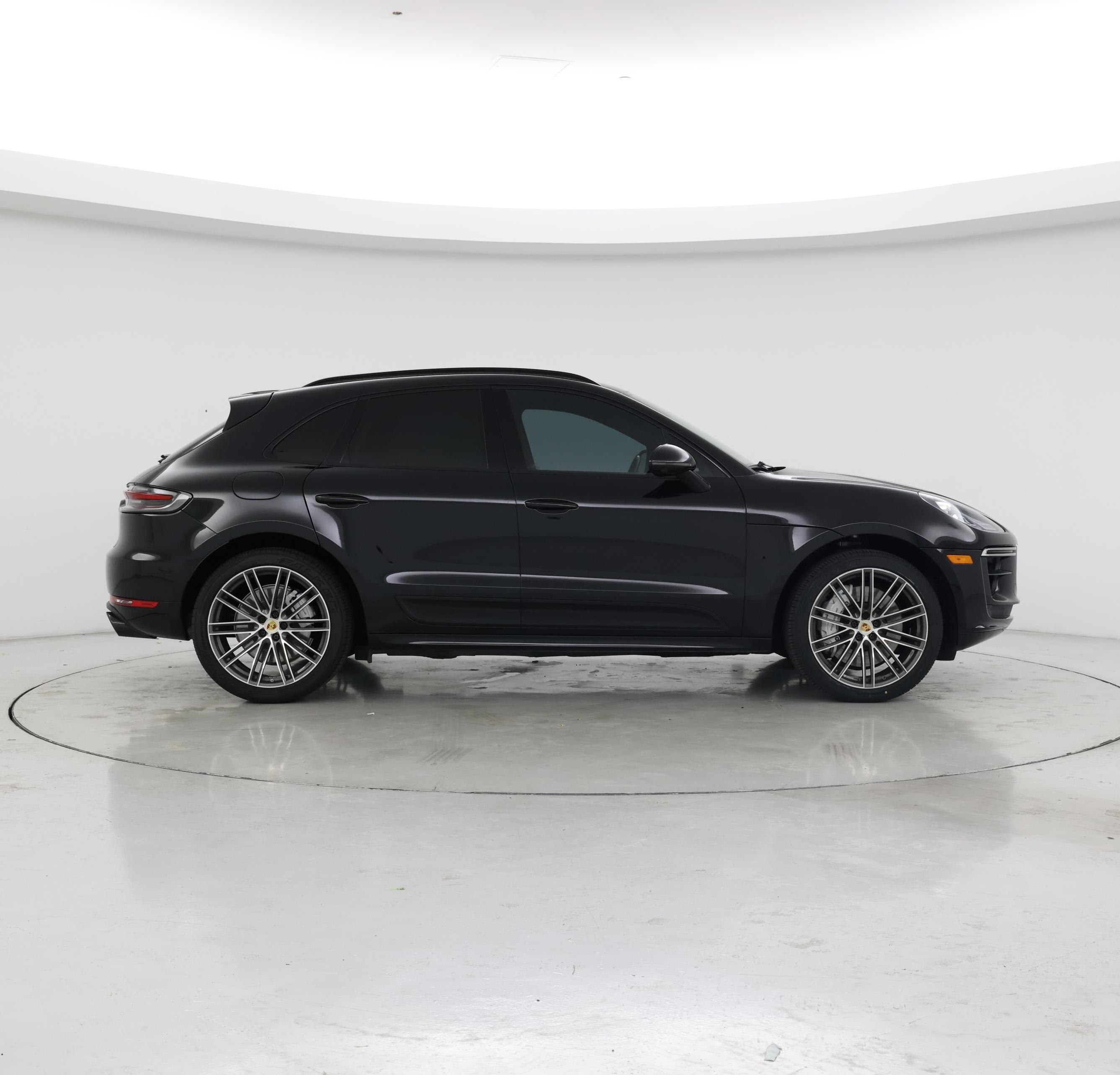 Thumbnail: 2020 Porsche Macan - 7