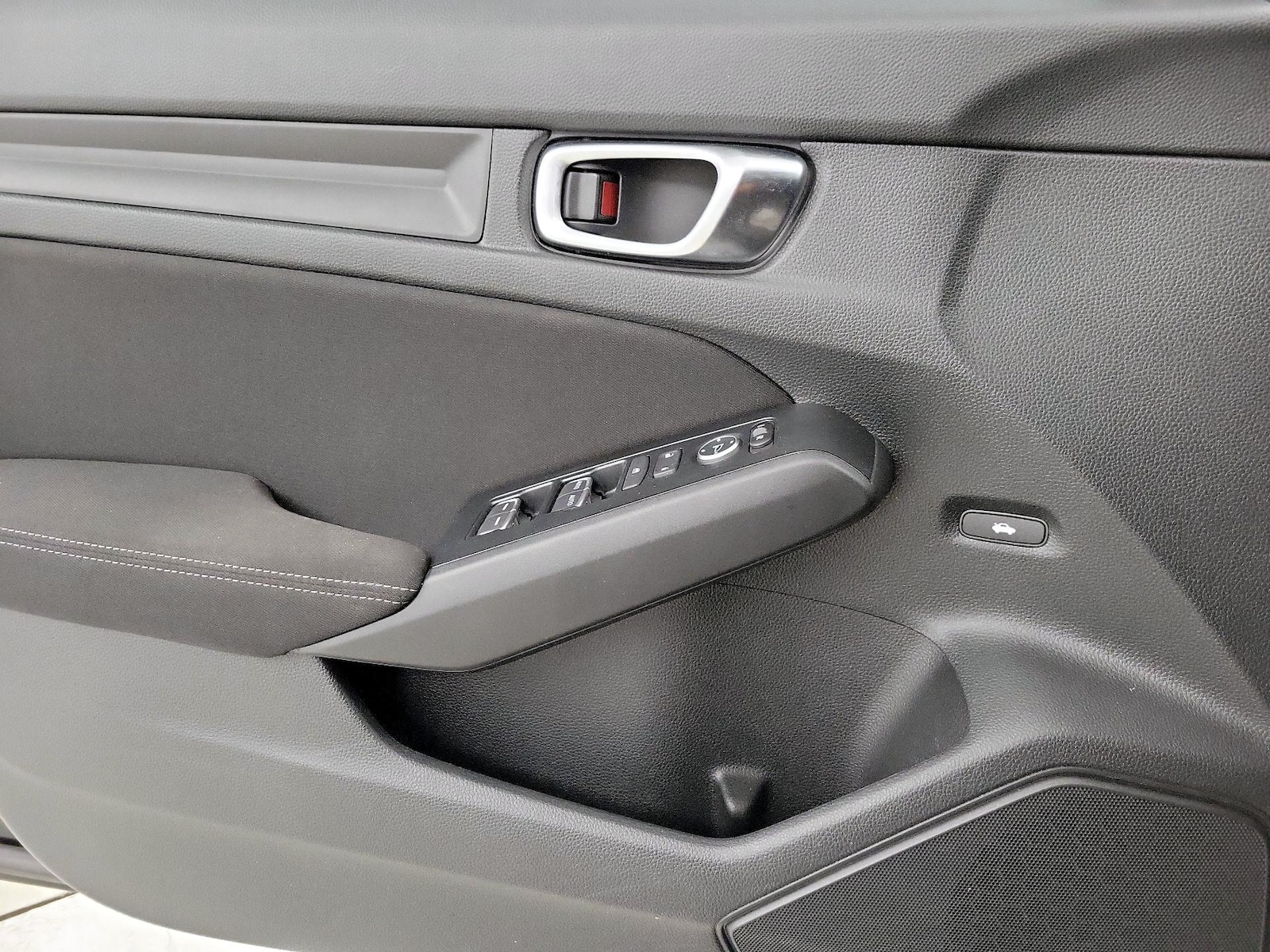 2026 Honda Civic Sport - Photo 13