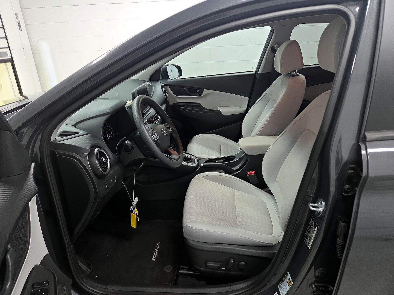 2023 Hyundai Kona SEL - Photo 12