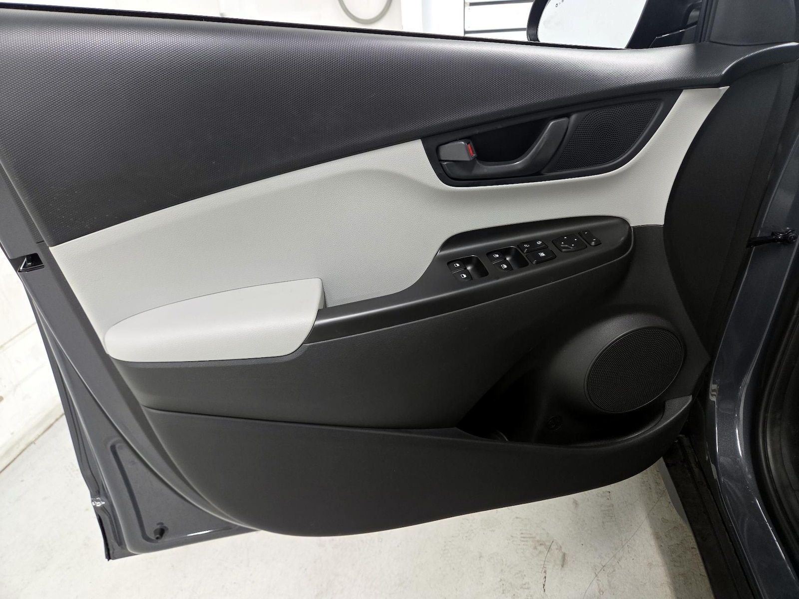 2023 Hyundai Kona SEL - Photo 13