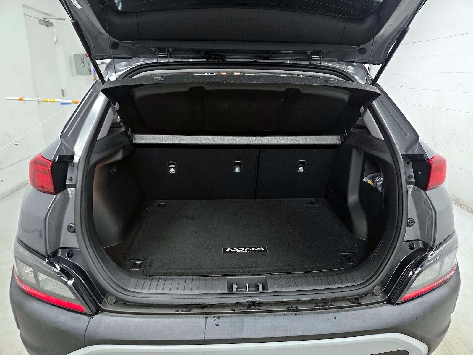 2023 Hyundai Kona SEL - Photo 17