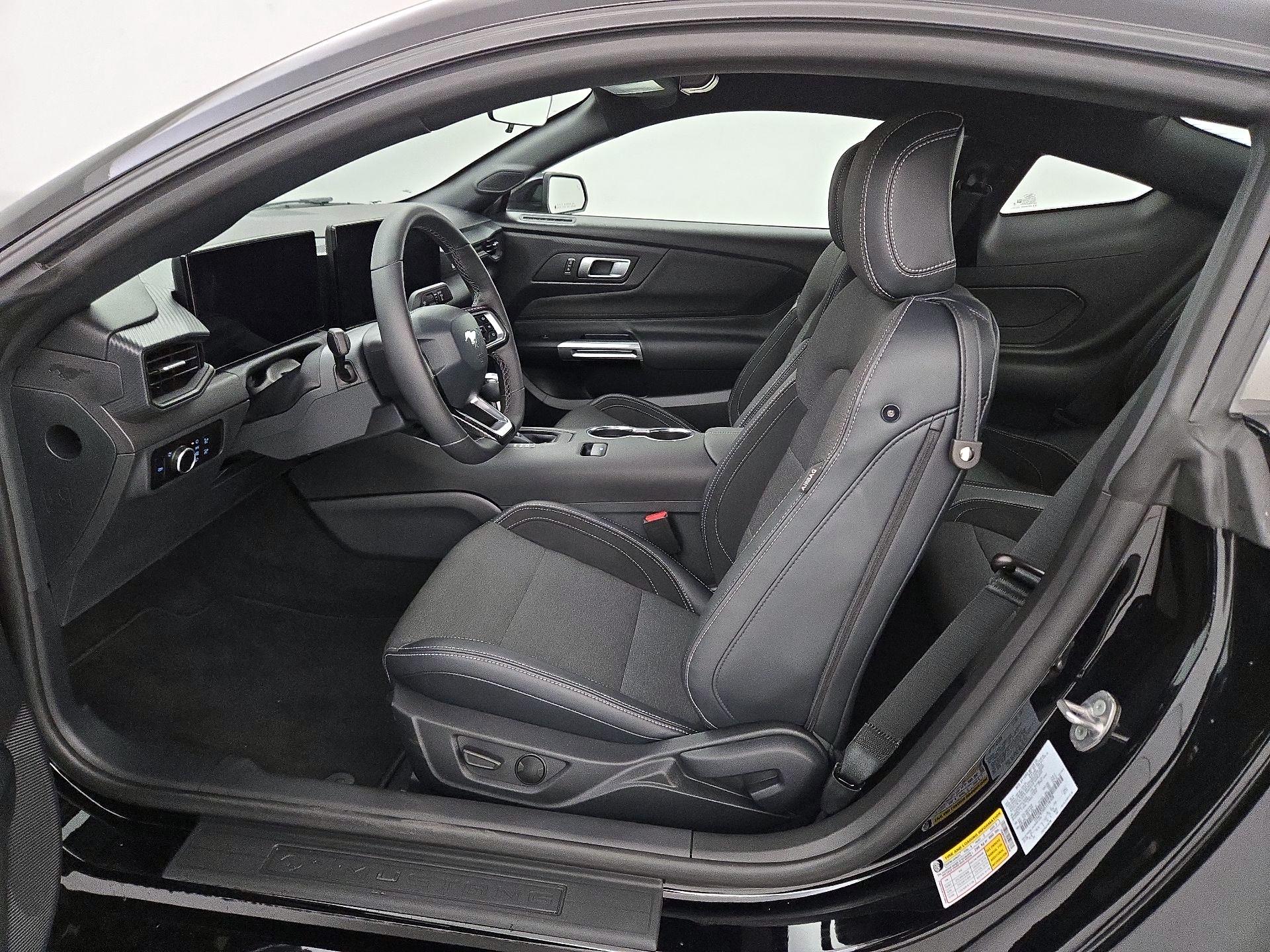 Thumbnail: 2025 Ford Mustang - 11