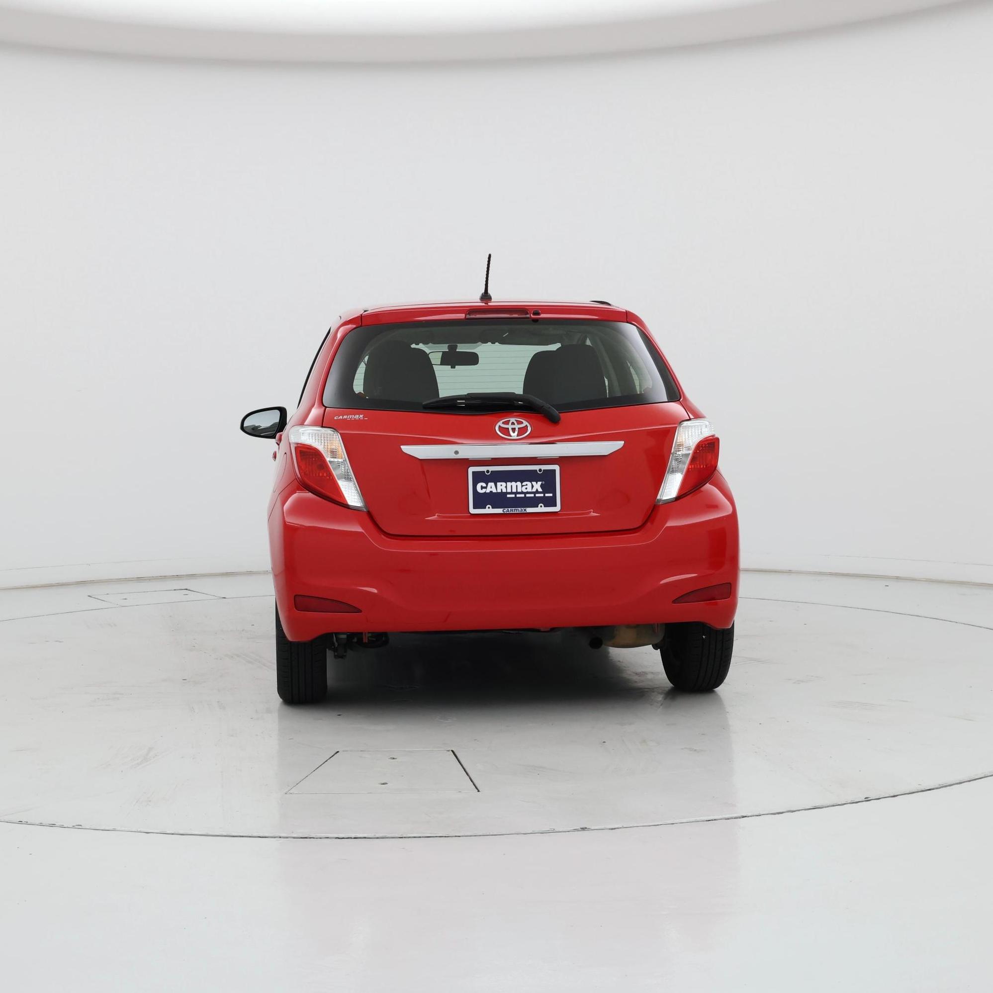 Thumbnail: 2014 Toyota Yaris - 6