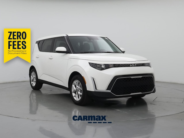 White 2025 Kia Soul SUV / Crossover Front-Wheel Drive Automatic