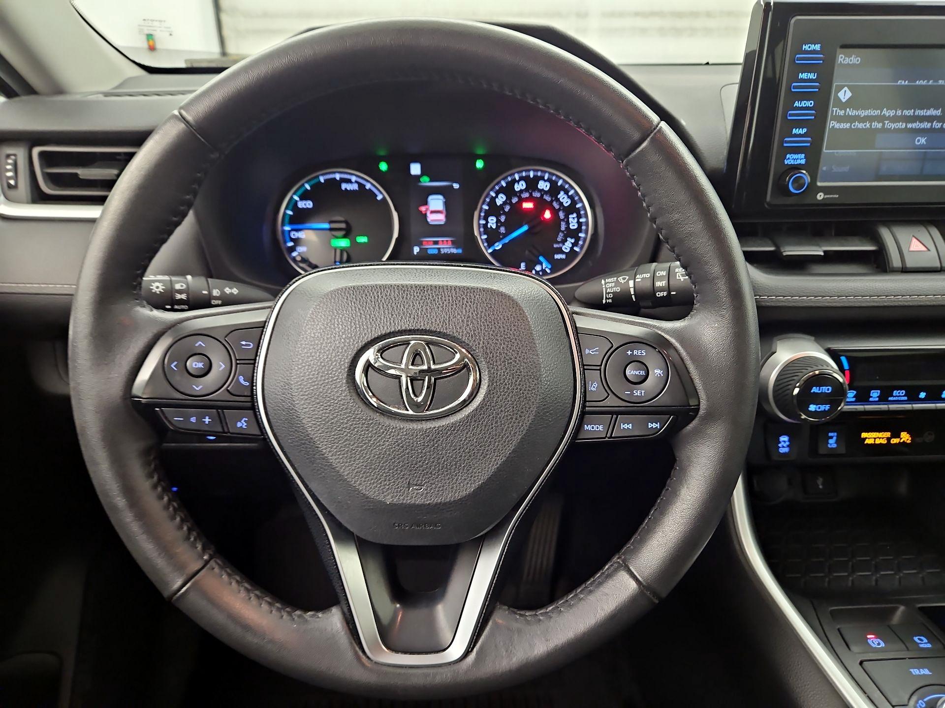 Thumbnail: 2021 Toyota RAV4 - 10
