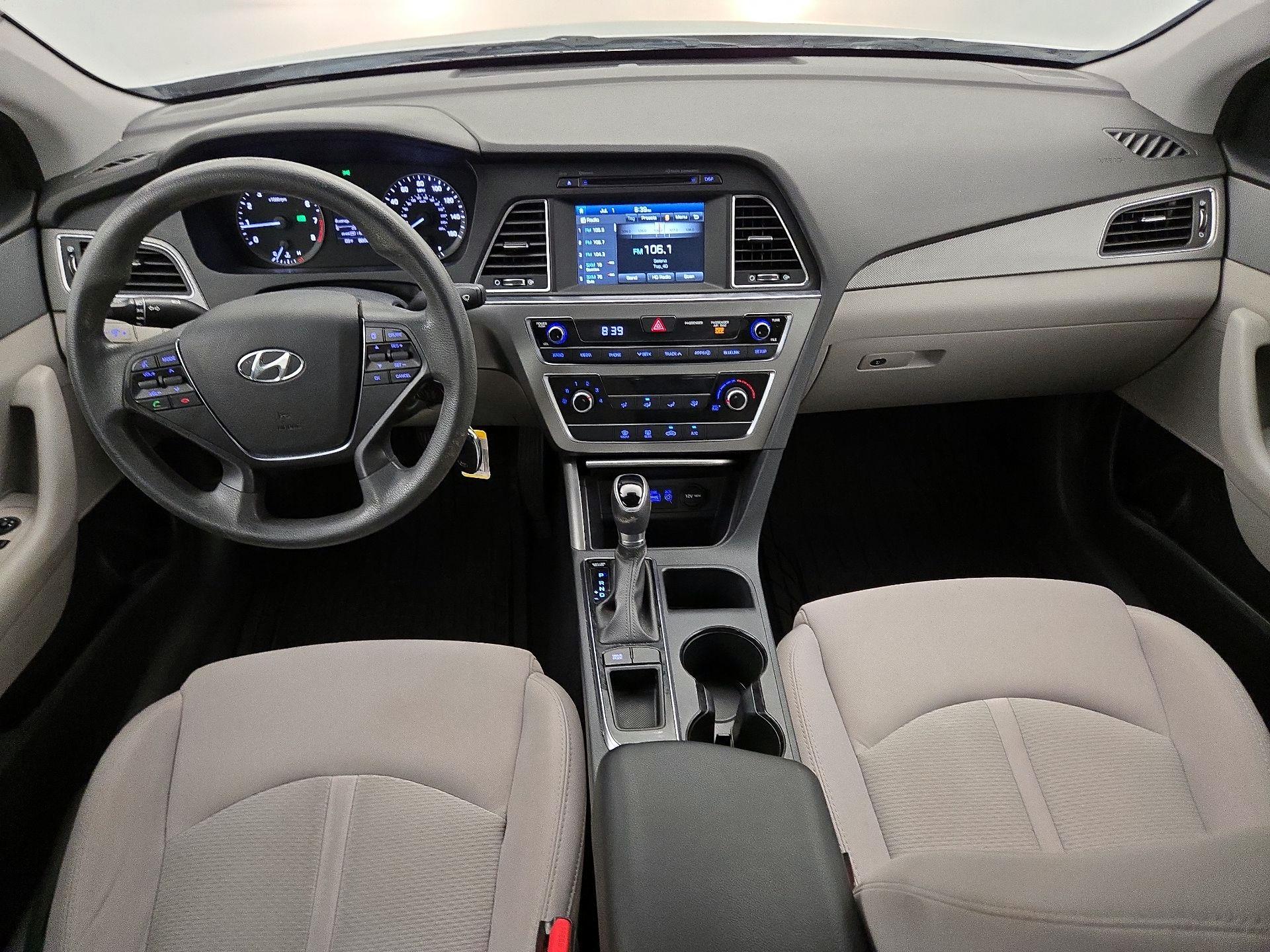 Thumbnail: 2017 Hyundai Sonata - 9