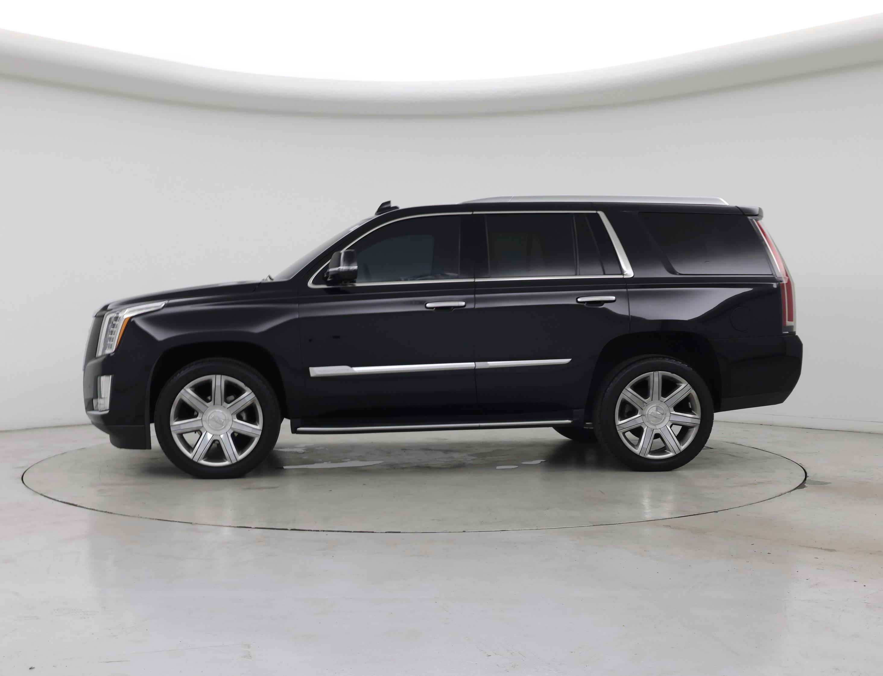 Thumbnail: 2018 Cadillac Escalade - 3