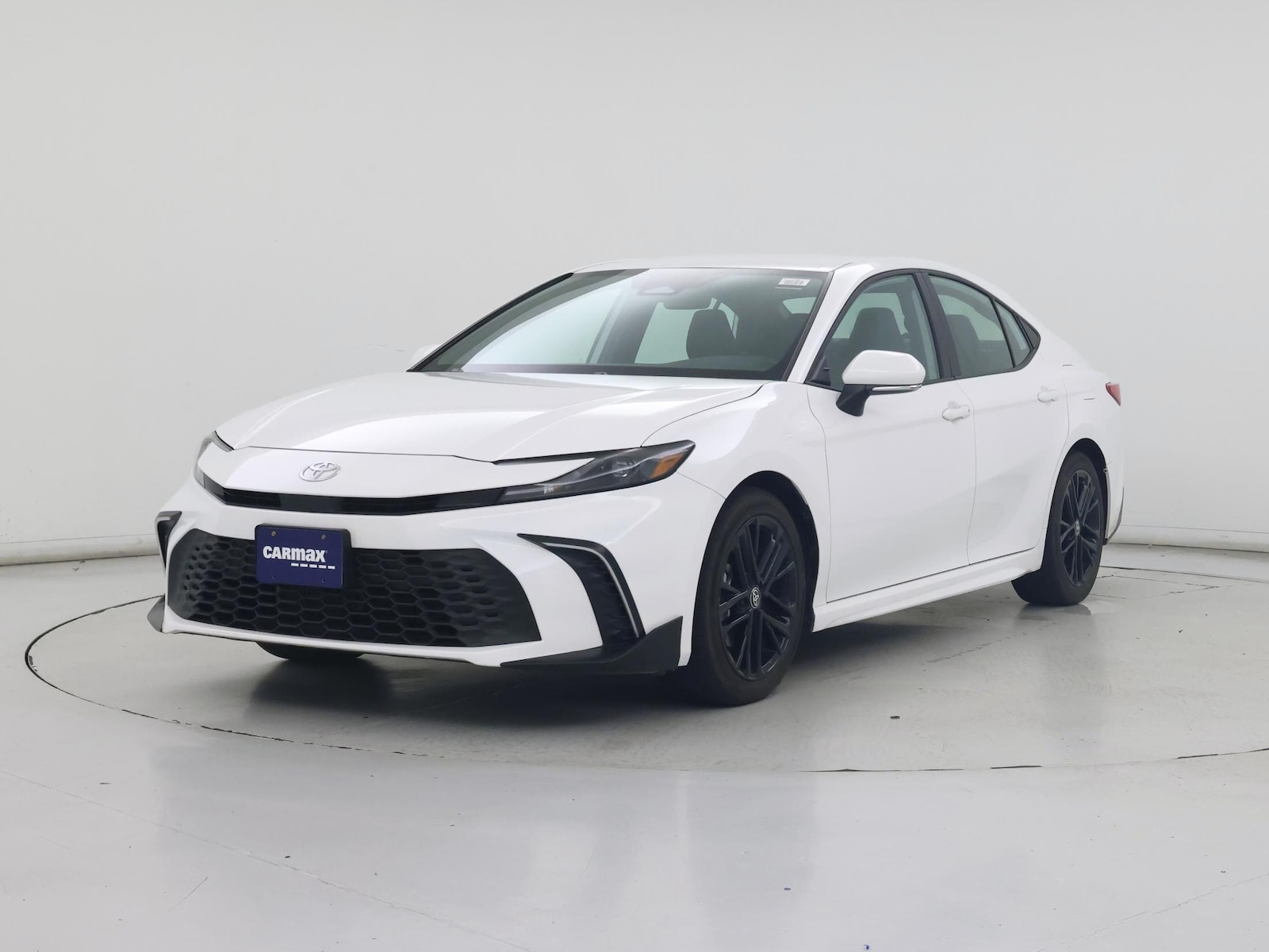 2025 Toyota Camry SE - Photo 5