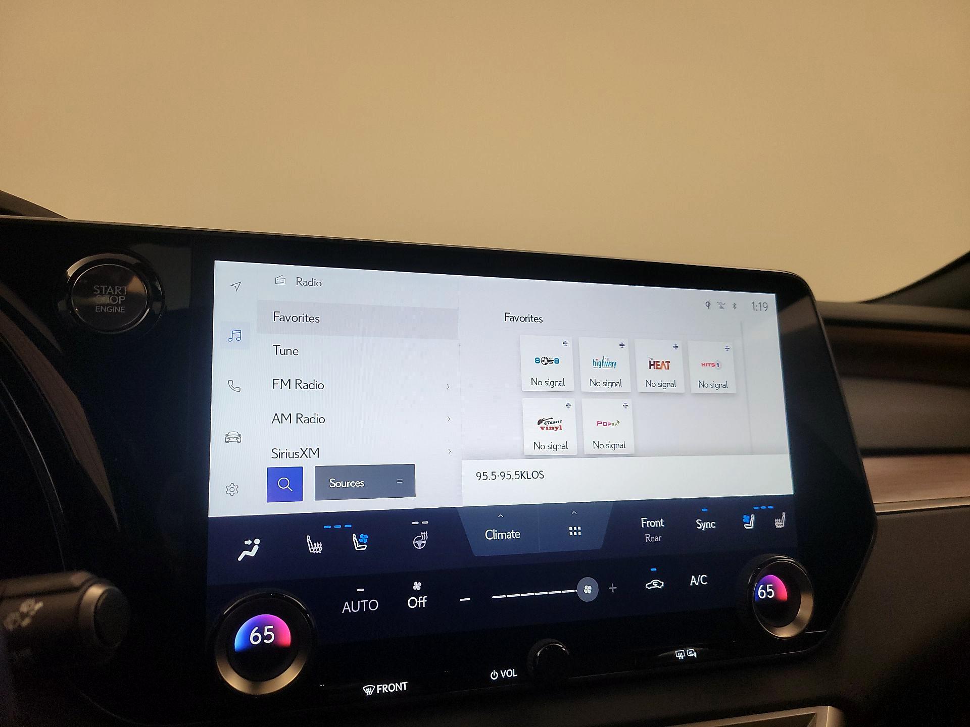 Thumbnail: 2025 Lexus RX - 15