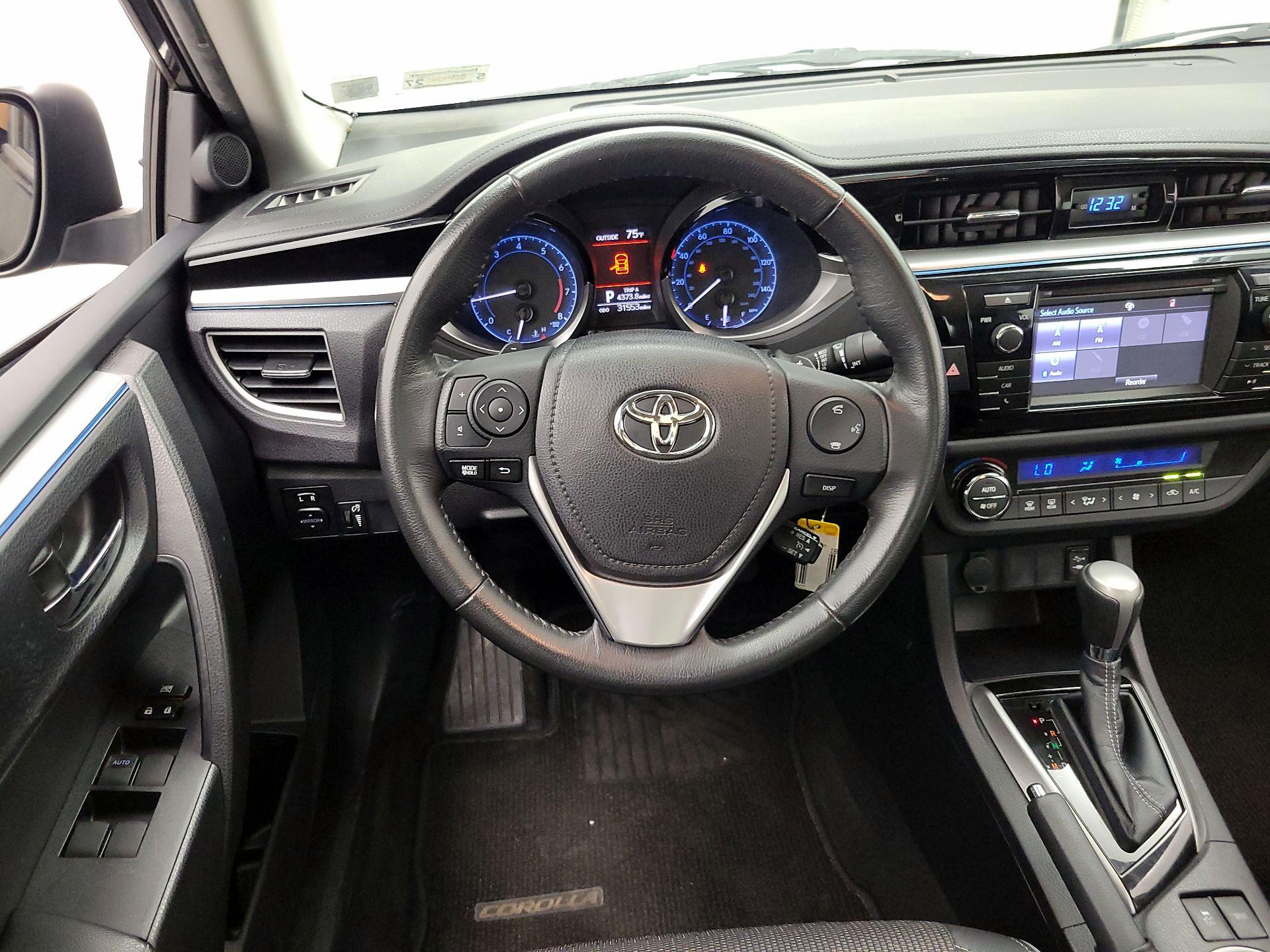 Thumbnail: 2016 Toyota Corolla - 10