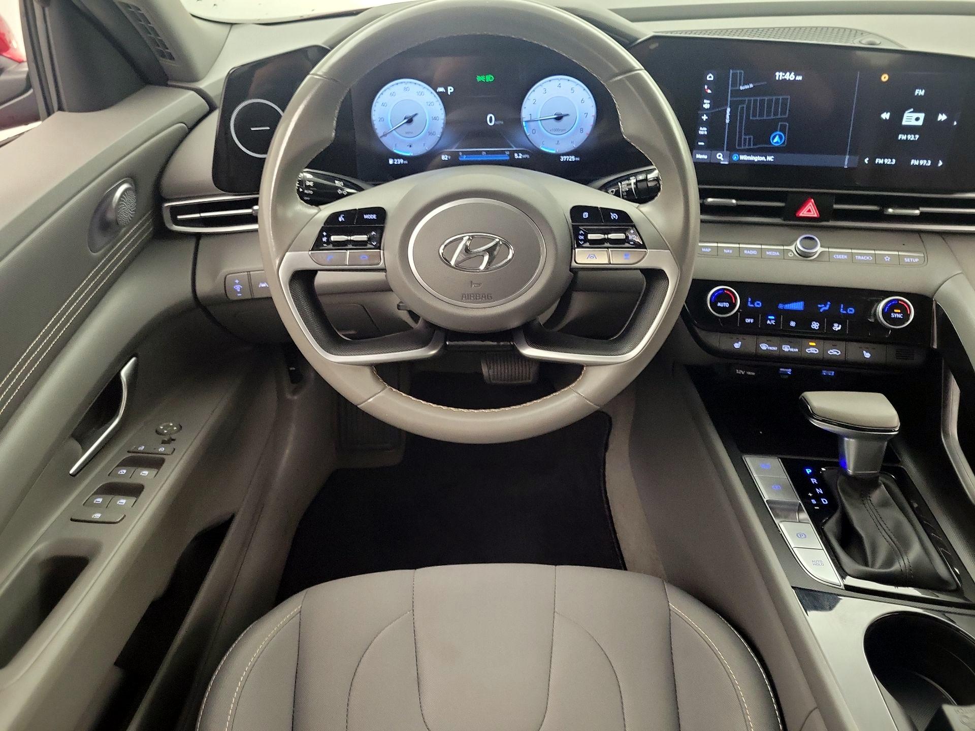 Thumbnail: 2023 Hyundai Elantra - 10