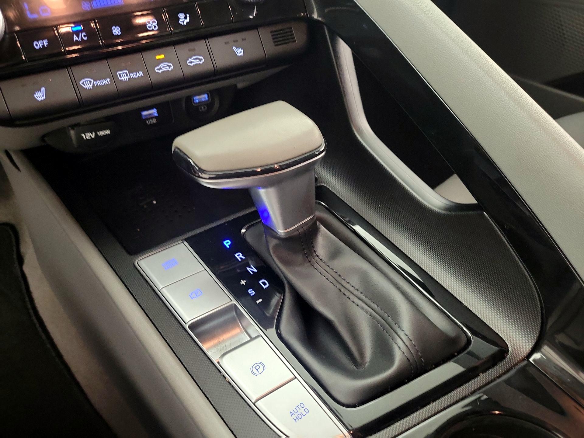 Thumbnail: 2023 Hyundai Elantra - 18