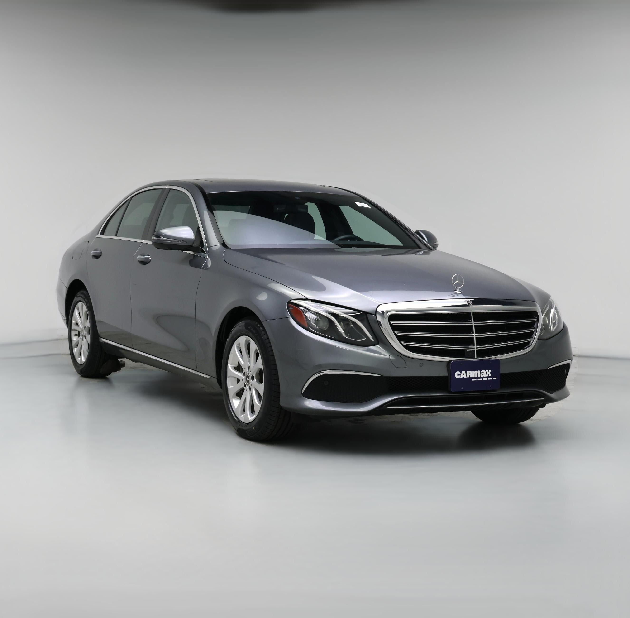 Thumbnail: 2019 Mercedes-Benz E-Class - 1